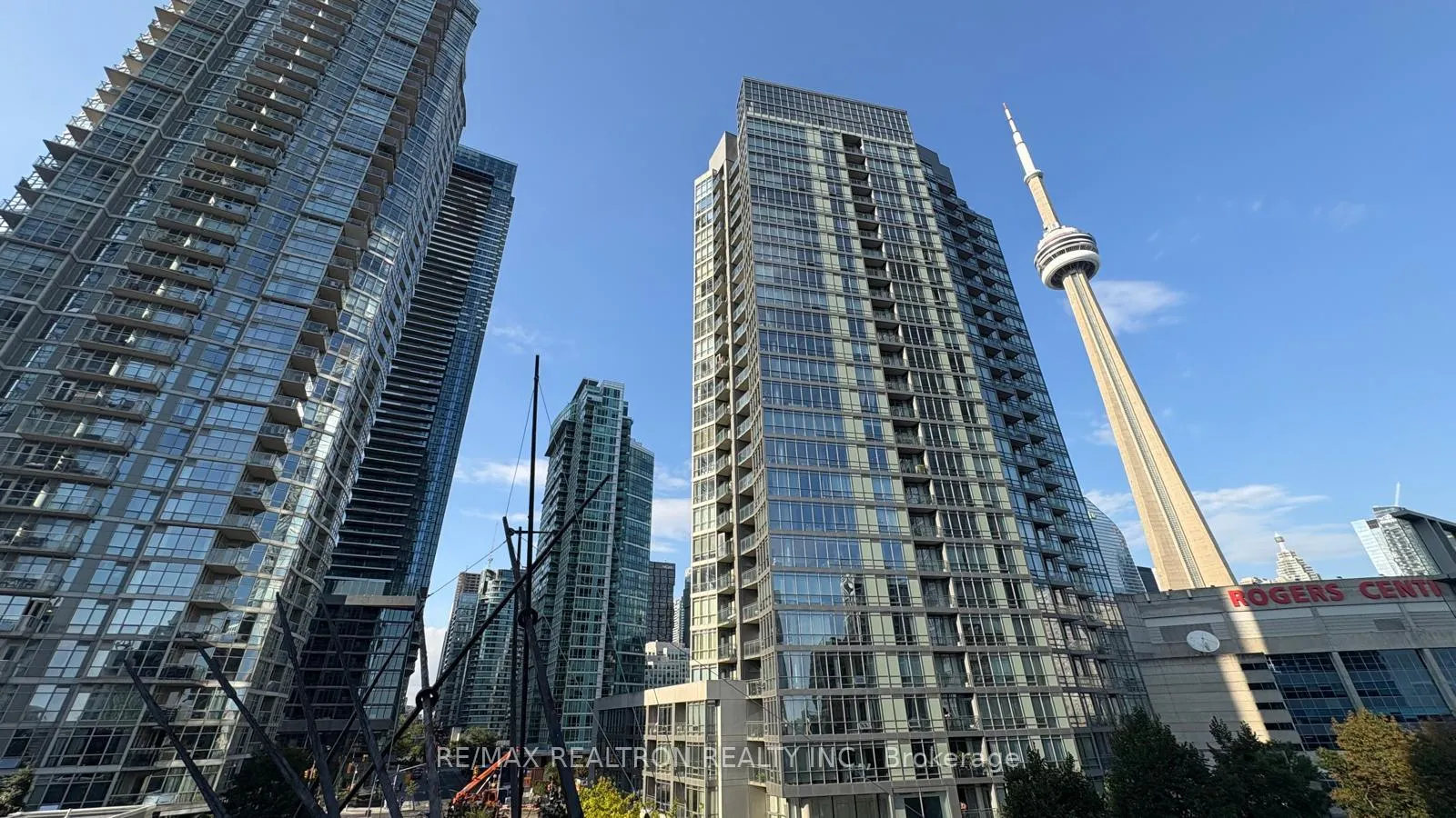 Photo 1 of Unit PH3, 35 Mariner Terrace, Toronto, Waterfront Communities — HOMEH