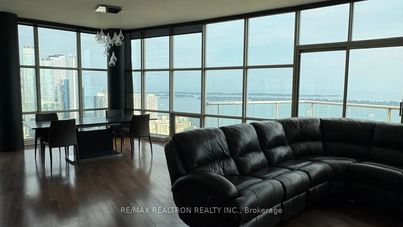 Photo 4 of Unit PH3, 35 Mariner Terrace, Toronto, Waterfront Communities — HOMEH