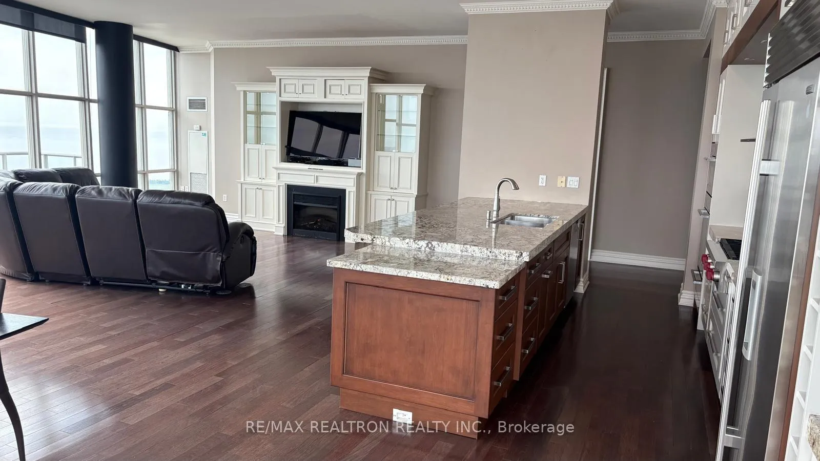 Photo 7 of Unit PH3, 35 Mariner Terrace, Toronto, Waterfront Communities — HOMEH