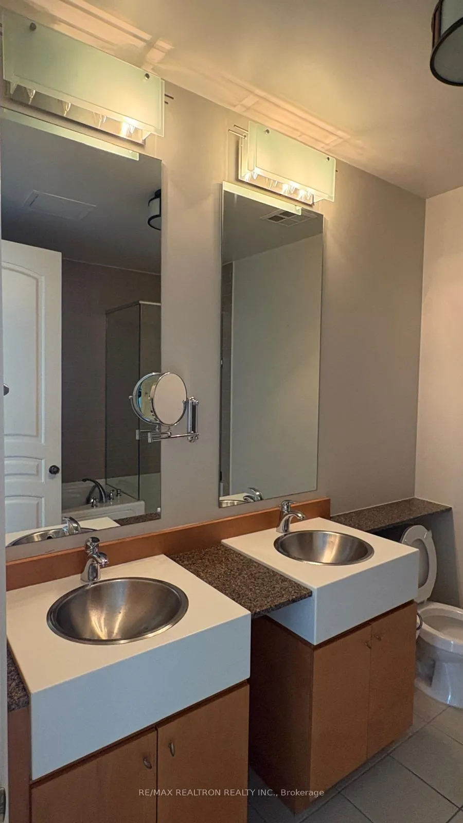 Photo 10 of Unit PH3, 35 Mariner Terrace, Toronto, Waterfront Communities — HOMEH