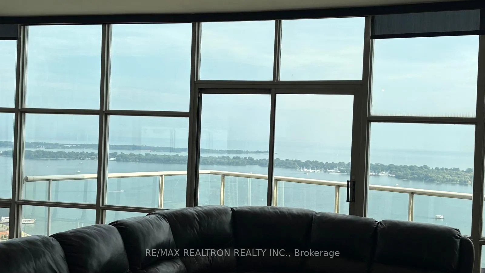 Photo 17 of Unit PH3, 35 Mariner Terrace, Toronto, Waterfront Communities — HOMEH