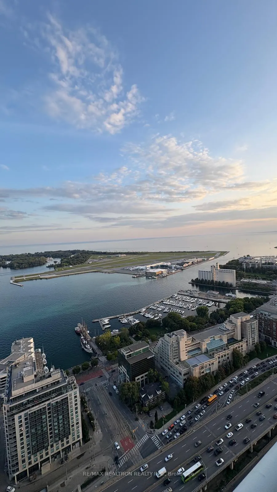 Photo 21 of Unit PH3, 35 Mariner Terrace, Toronto, Waterfront Communities — HOMEH