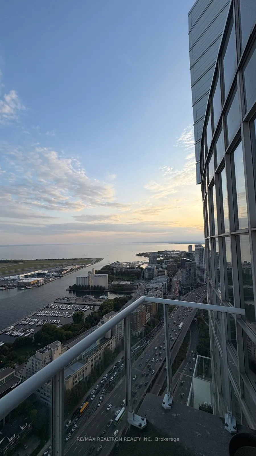 Photo 22 of Unit PH3, 35 Mariner Terrace, Toronto, Waterfront Communities — HOMEH