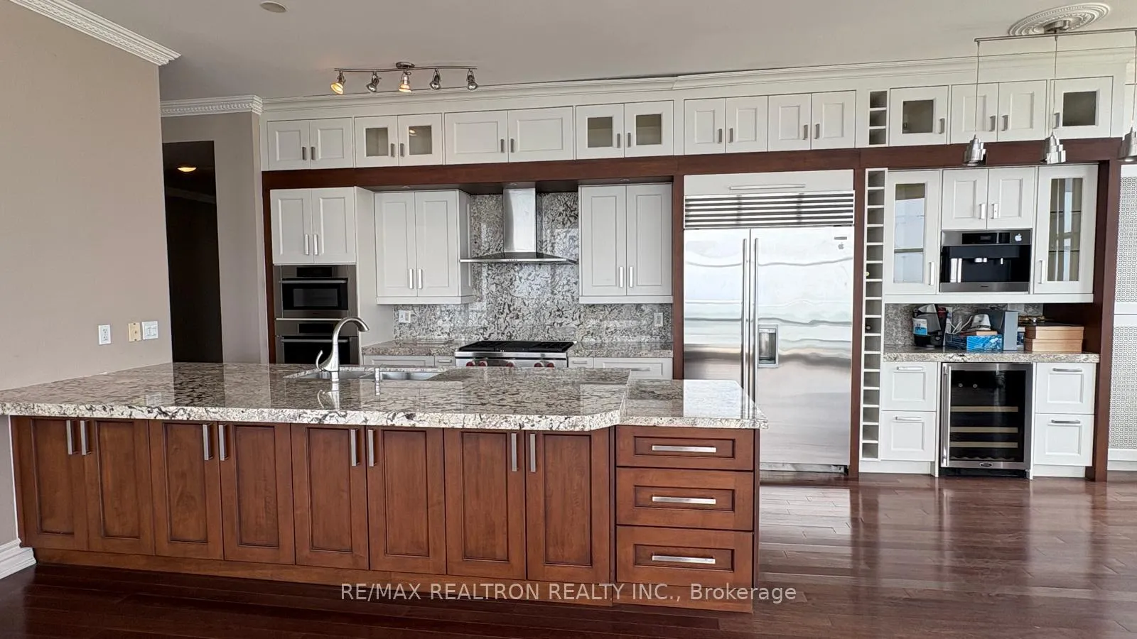 Photo 26 of Unit PH3, 35 Mariner Terrace, Toronto, Waterfront Communities — HOMEH