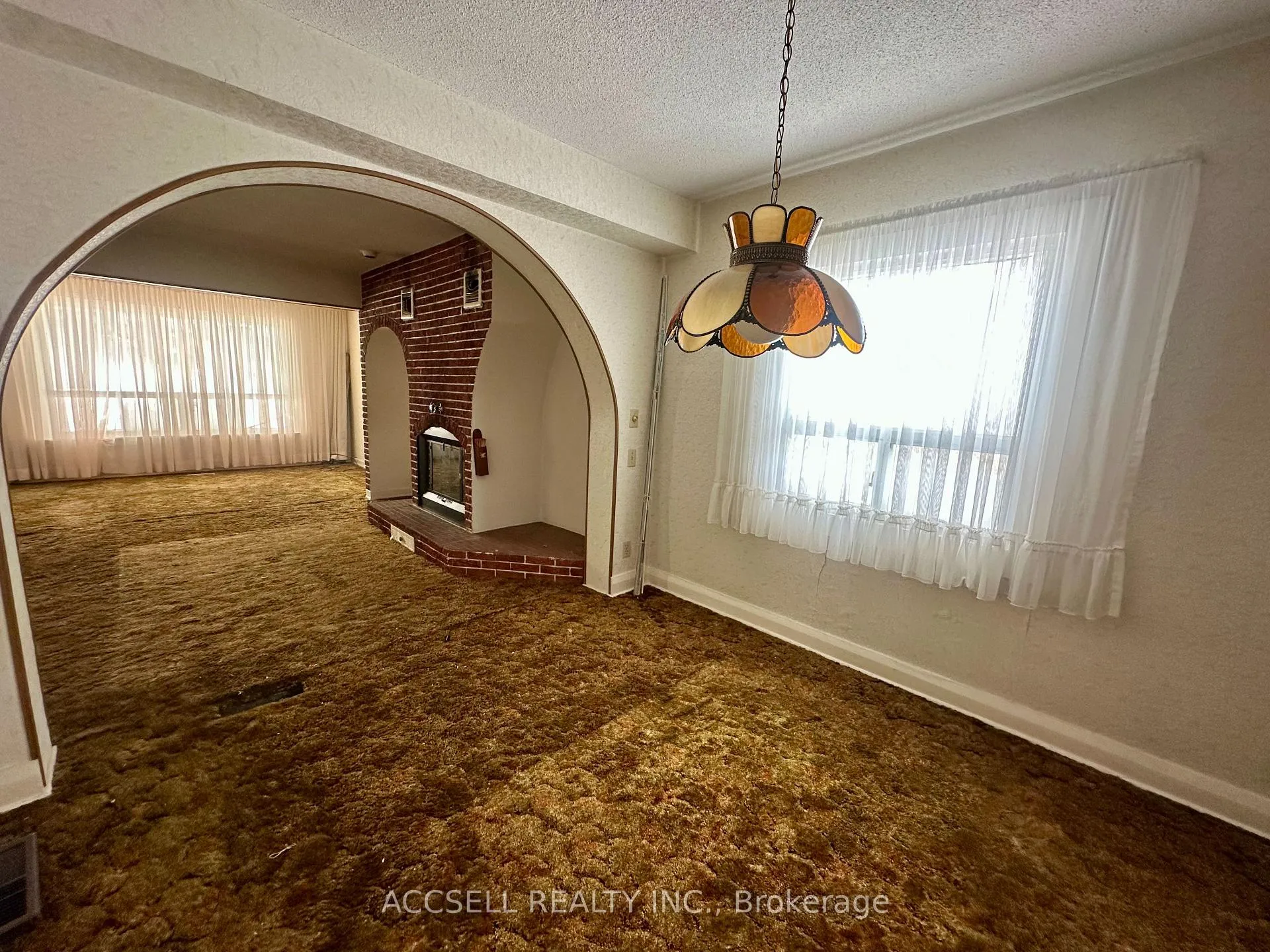 Photo 7 of 18627 Hurontario Street, Caledon, Rural Caledon — HOMEH