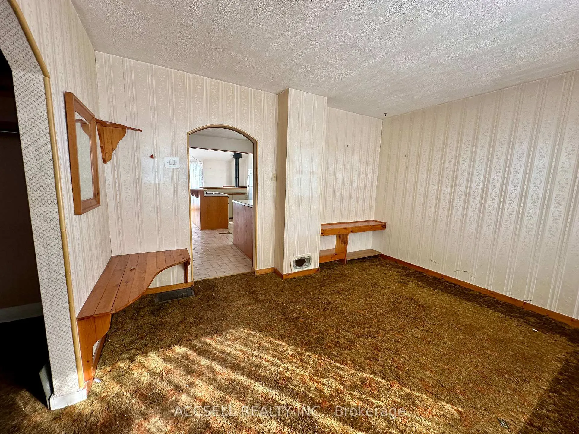Photo 10 of 18627 Hurontario Street, Caledon, Rural Caledon — HOMEH