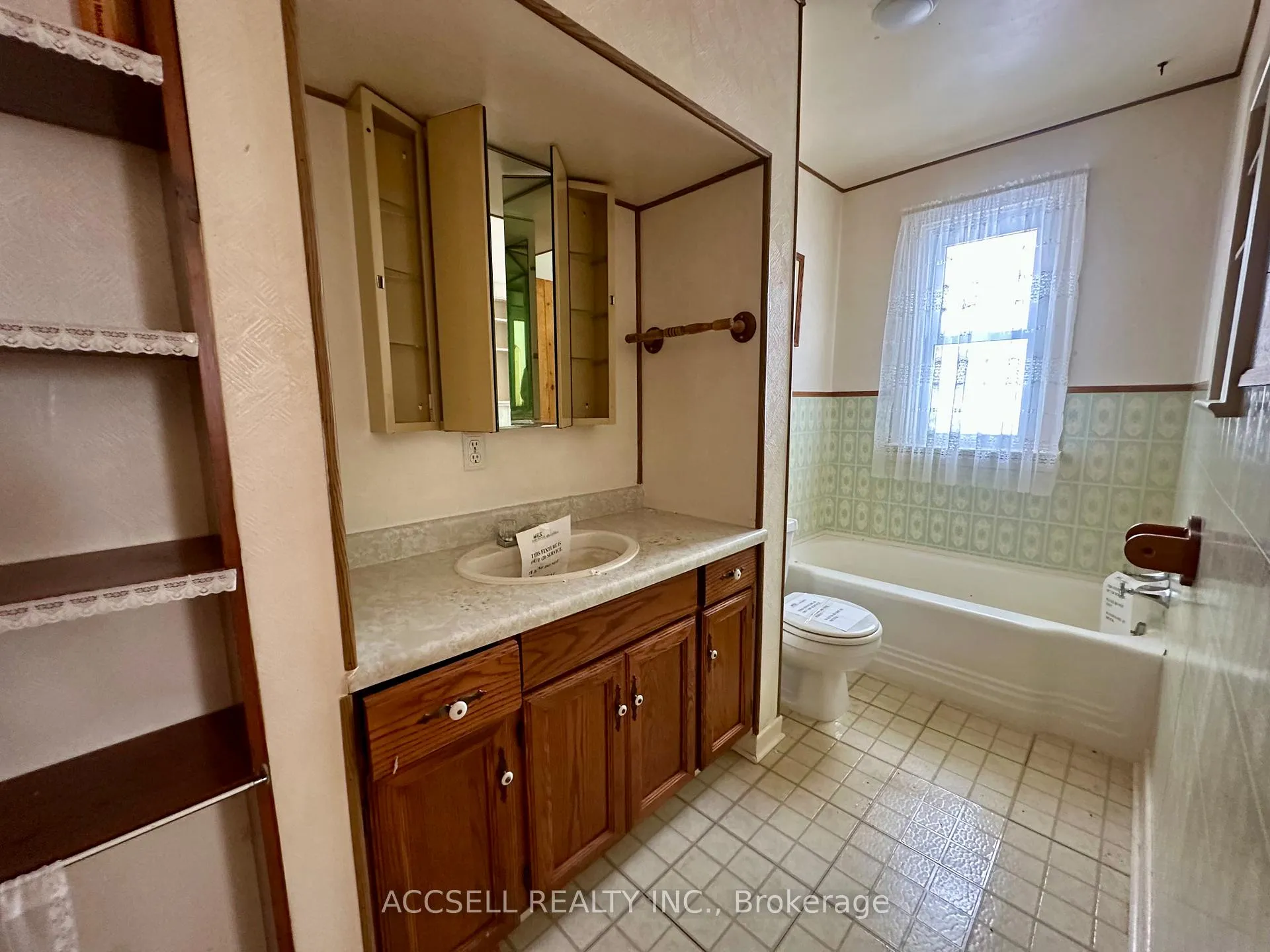 Photo 18 of 18627 Hurontario Street, Caledon, Rural Caledon — HOMEH