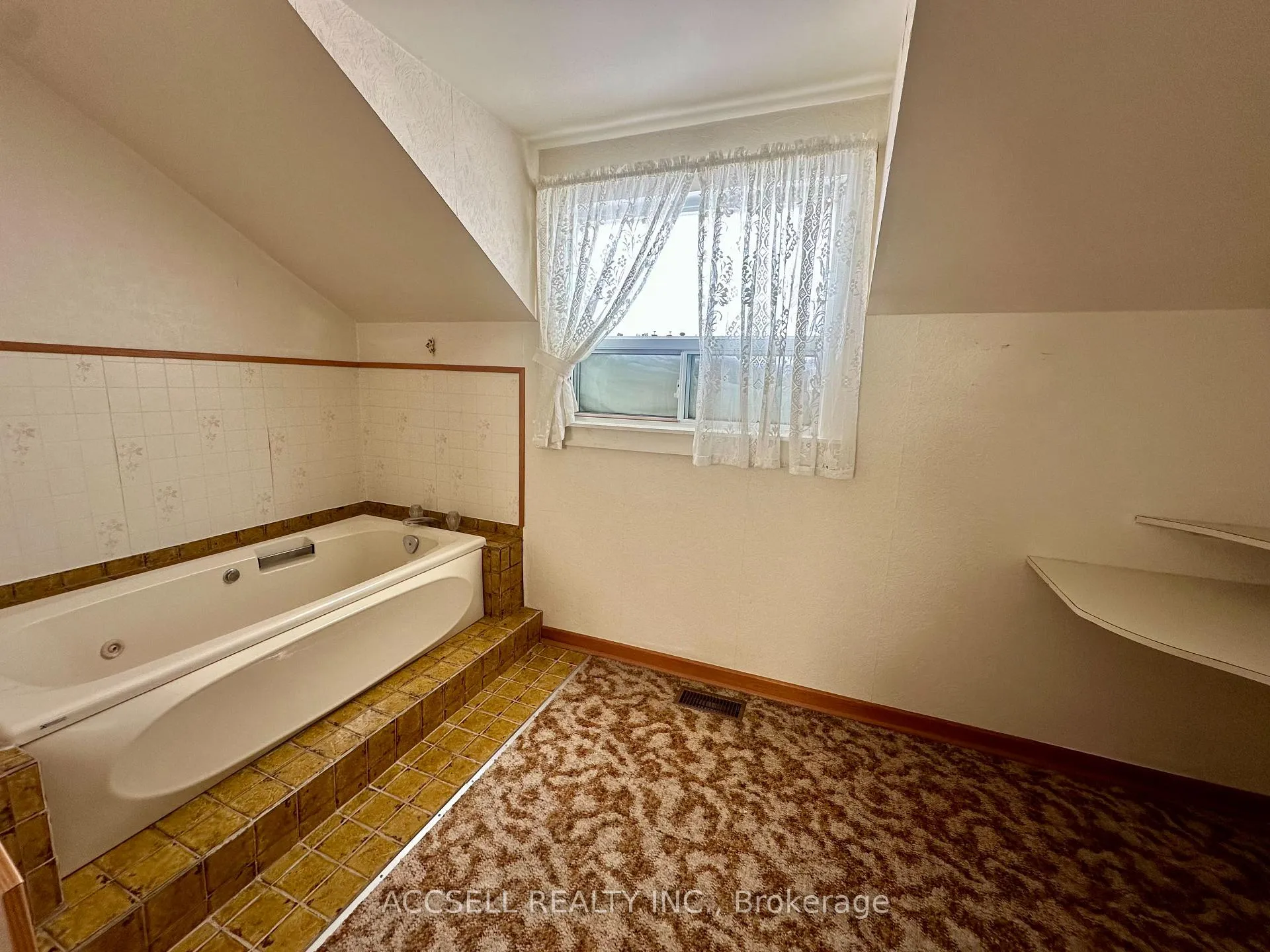 Photo 26 of 18627 Hurontario Street, Caledon, Rural Caledon — HOMEH