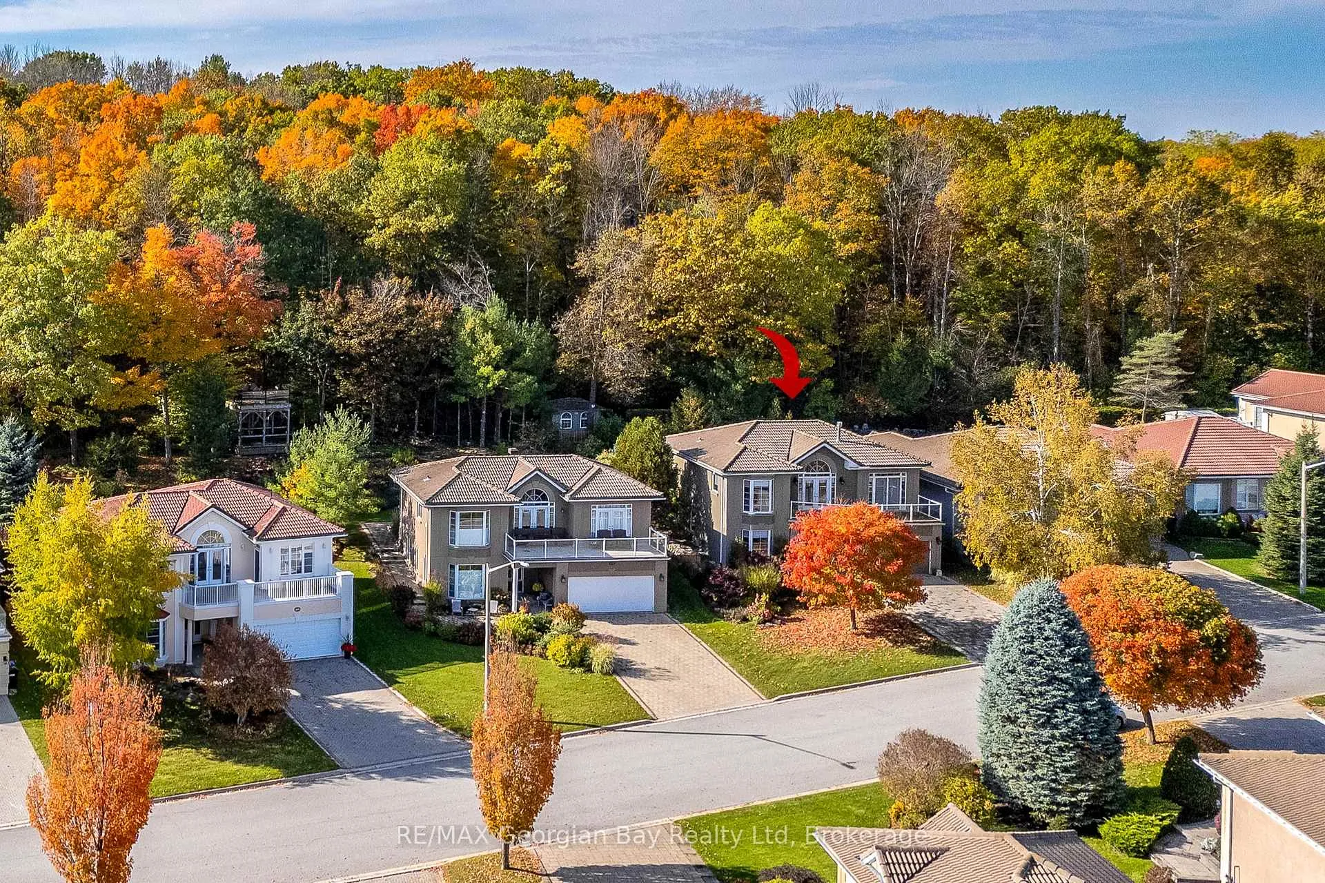 Photo 3 of 418 Aberdeen Boulevard, Midland — HOMEH
