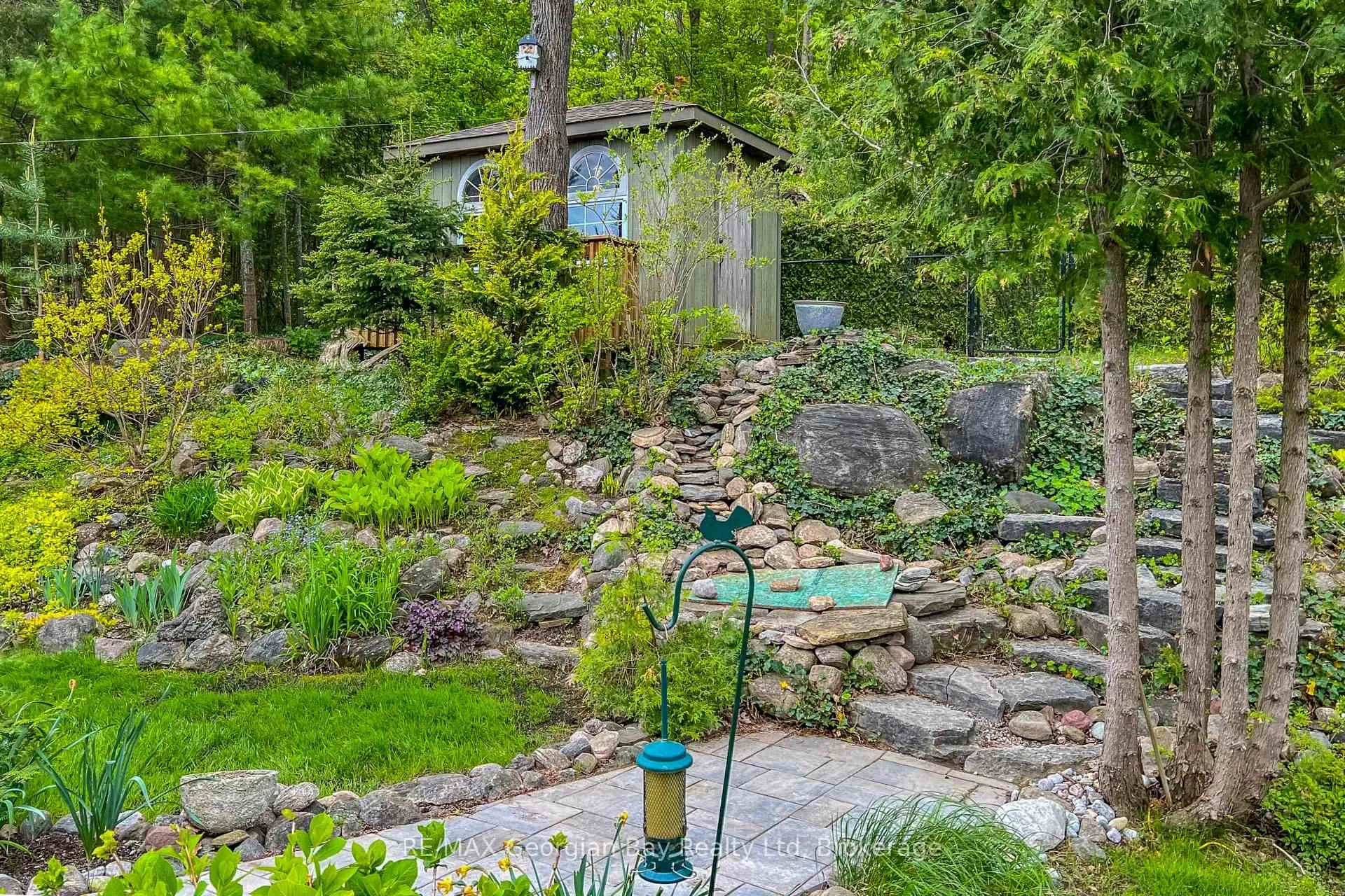 Photo 4 of 418 Aberdeen Boulevard, Midland — HOMEH