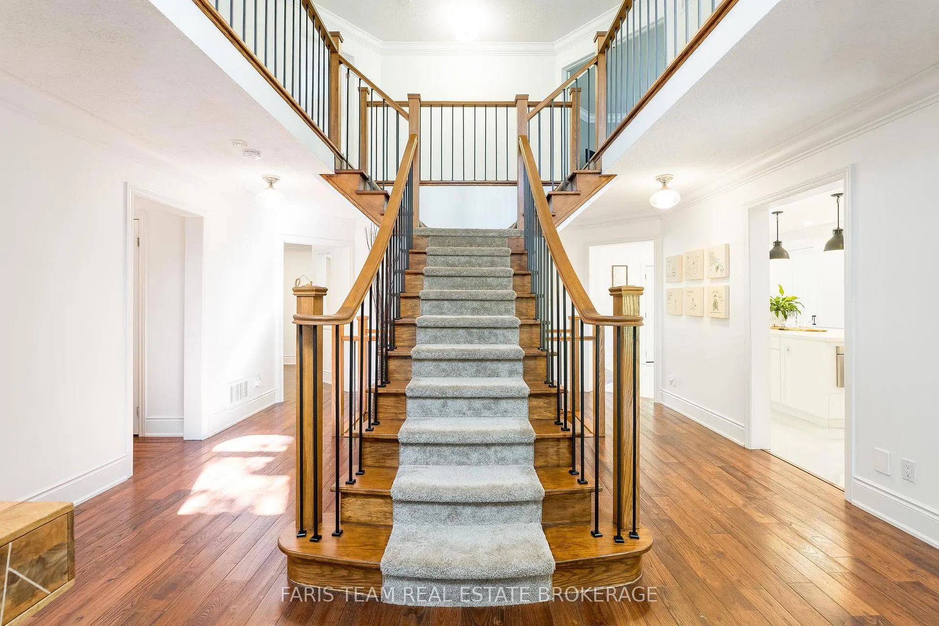 Photo 7 of 6 Alana Drive, Springwater, Centre Vespra — HOMEH