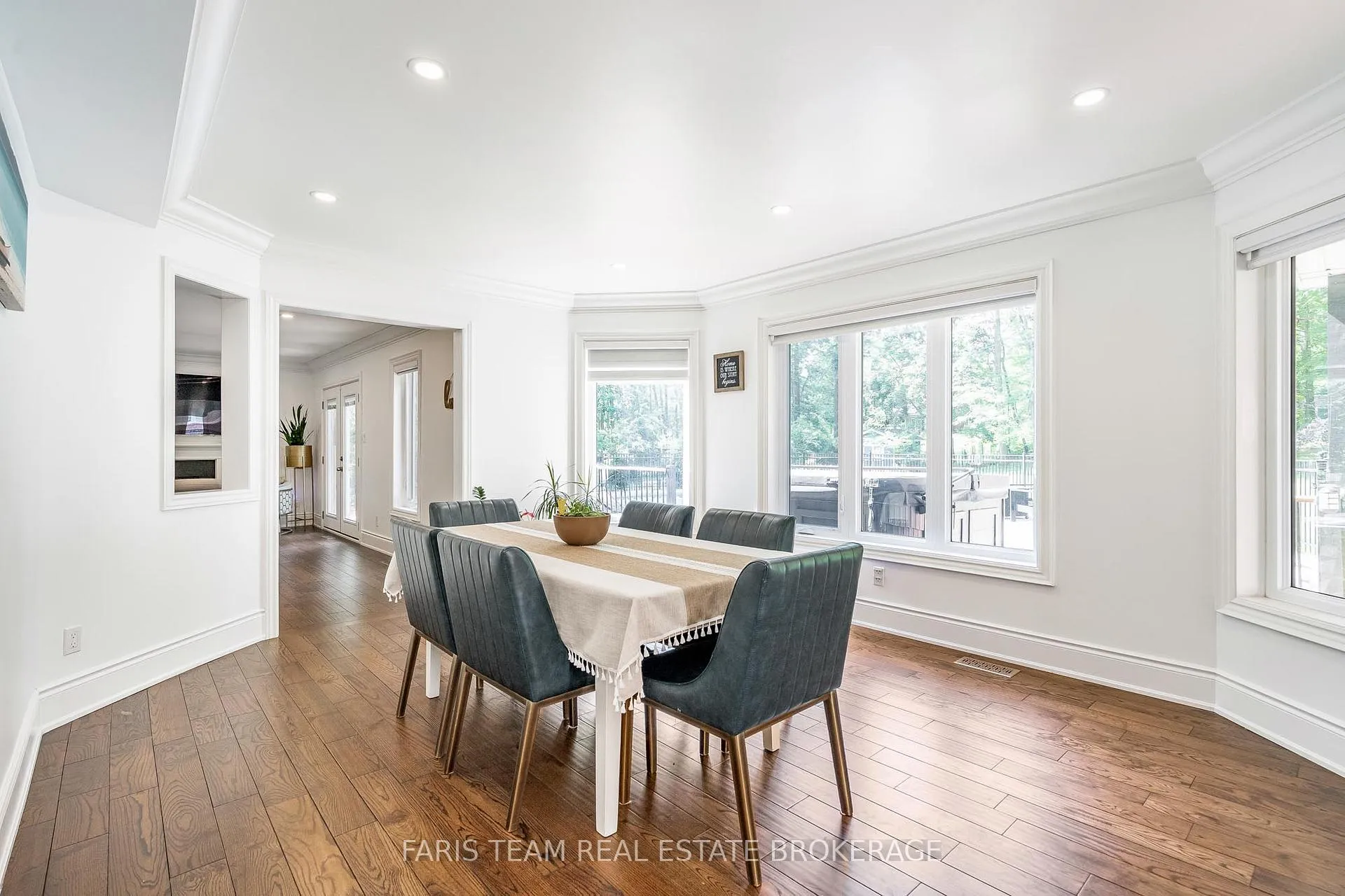 Photo 14 of 6 Alana Drive, Springwater, Centre Vespra — HOMEH