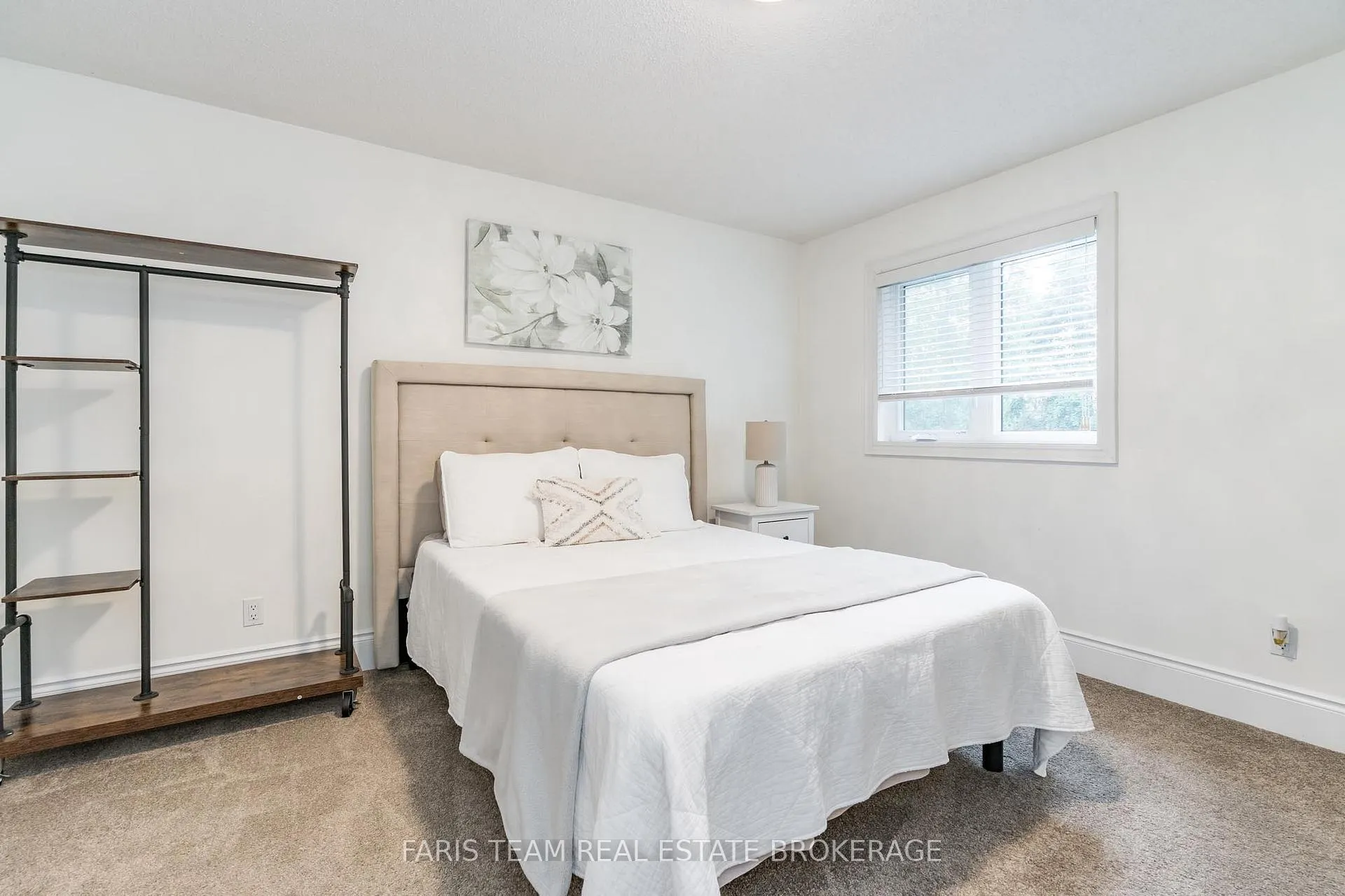 Photo 28 of 6 Alana Drive, Springwater, Centre Vespra — HOMEH