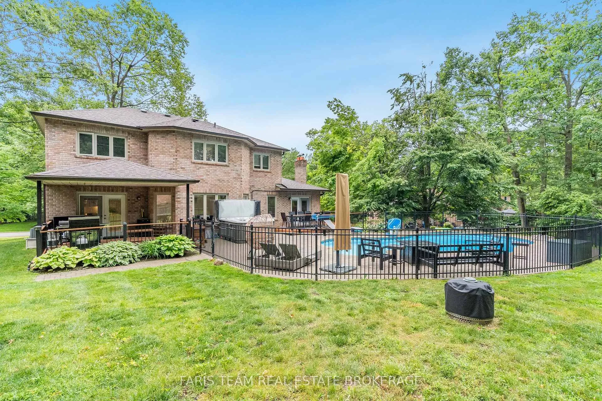 Photo 41 of 6 Alana Drive, Springwater, Centre Vespra — HOMEH