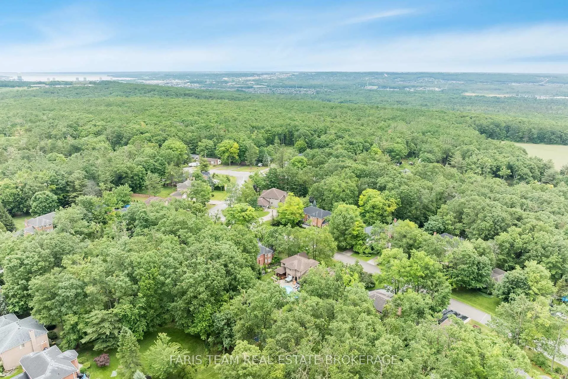 Photo 45 of 6 Alana Drive, Springwater, Centre Vespra — HOMEH