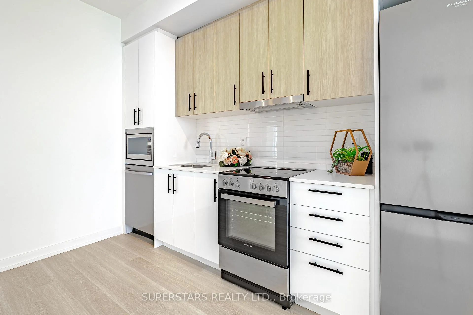 Photo 6 of Unit A1110, 9763 Markham Road, Markham, Greensborough — HOMEH