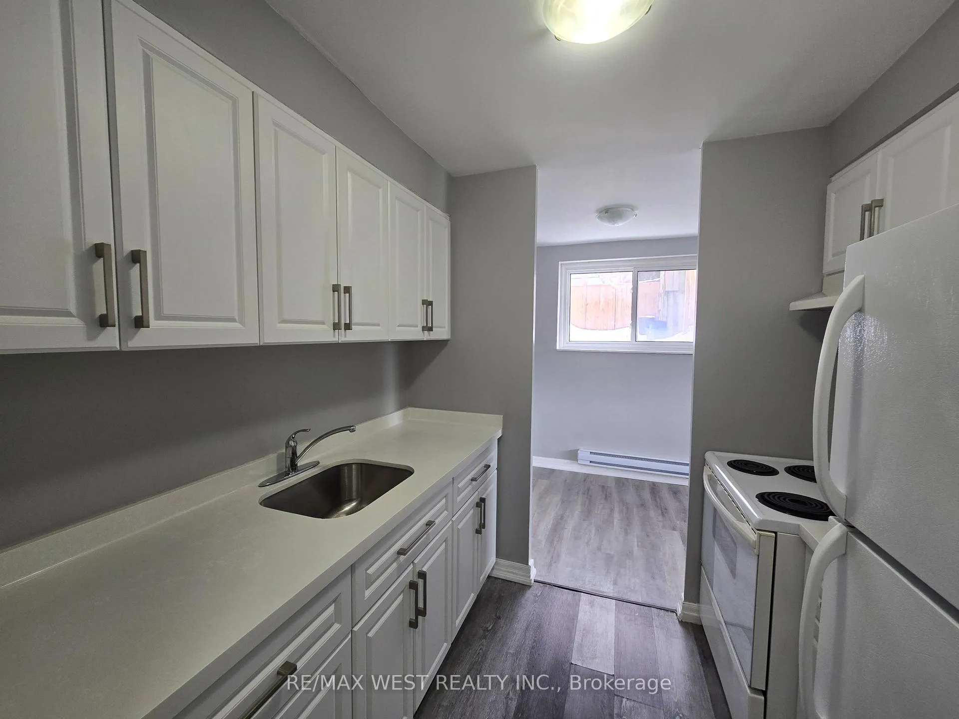 Photo 5 of Unit 1, 80 William Street W, Oshawa, O'Neill — HOMEH