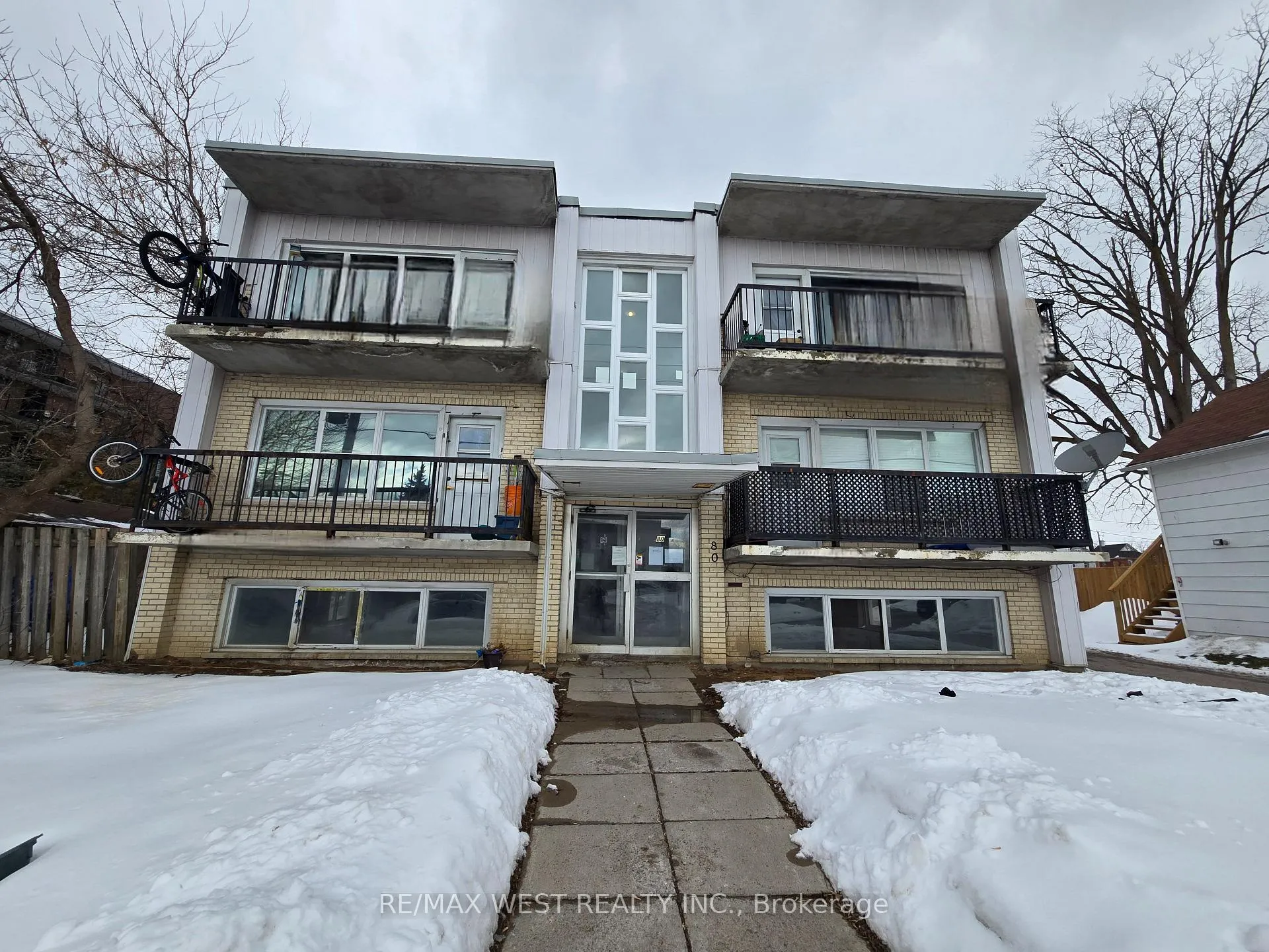 Photo 14 of Unit 1, 80 William Street W, Oshawa, O'Neill — HOMEH