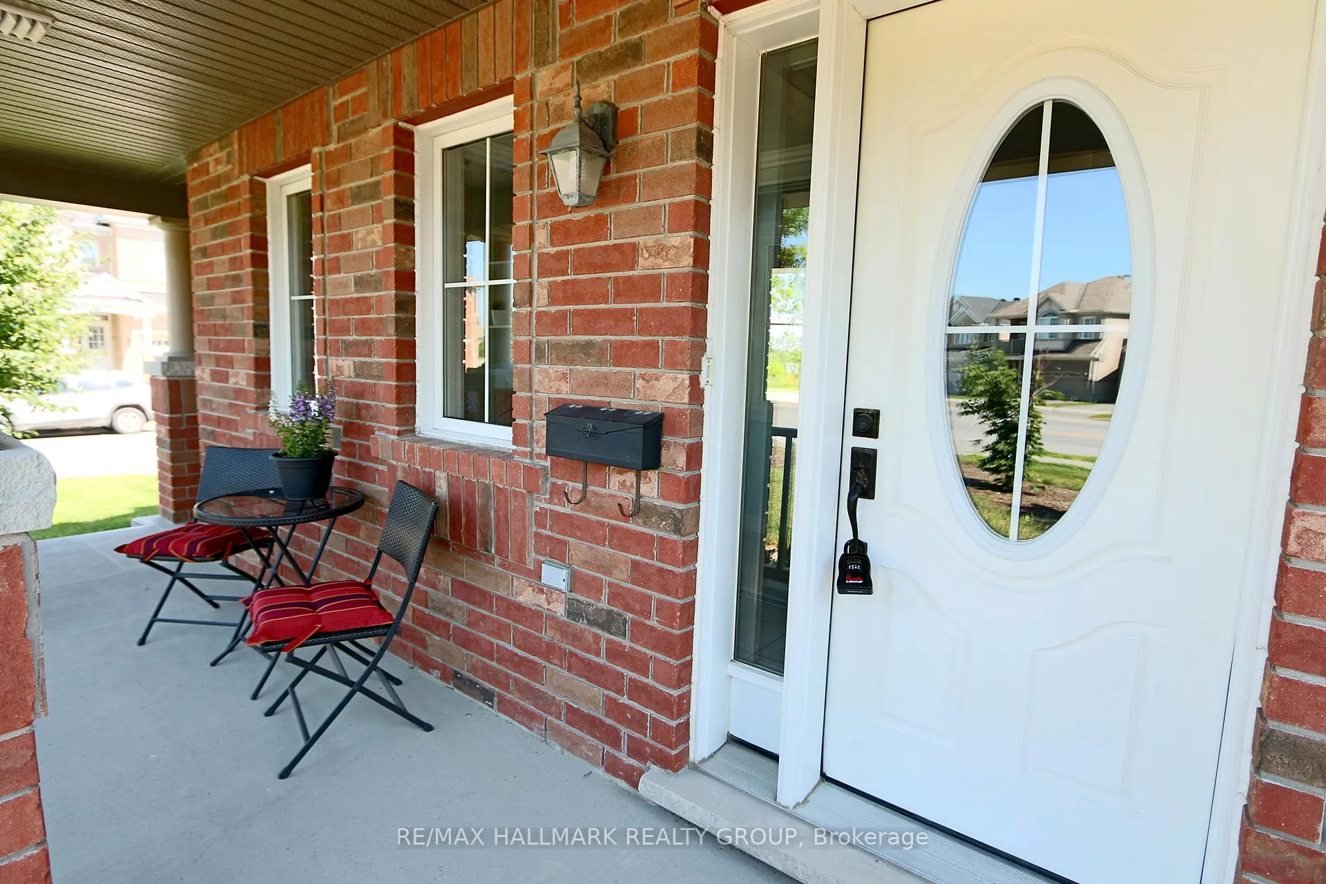 Photo 6 of 403 Brigatine Avenue, Ottawa, Stittsville (North) — HOMEH