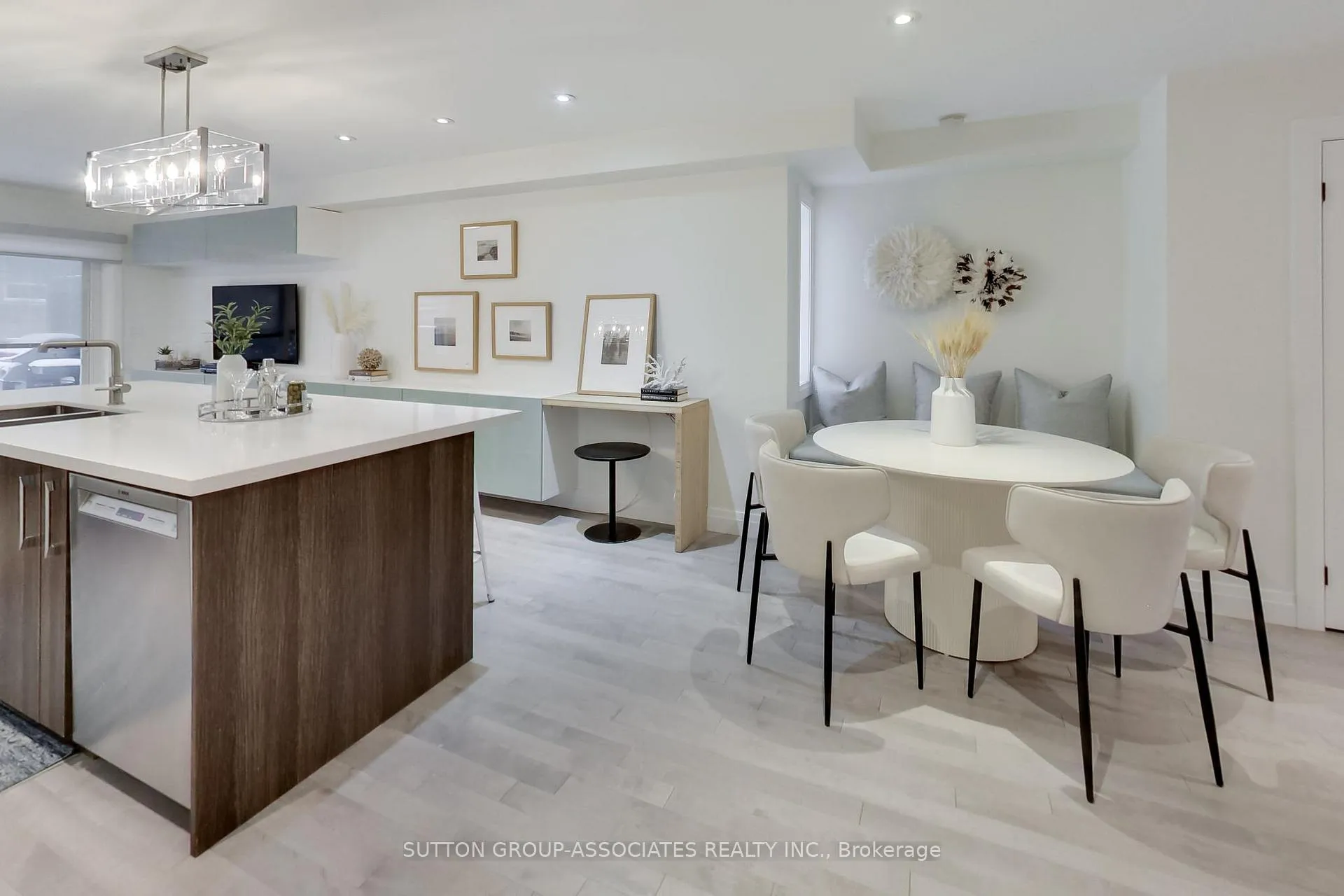 Photo 12 of 284 Atlas Avenue, Toronto, Oakwood Village — HOMEH