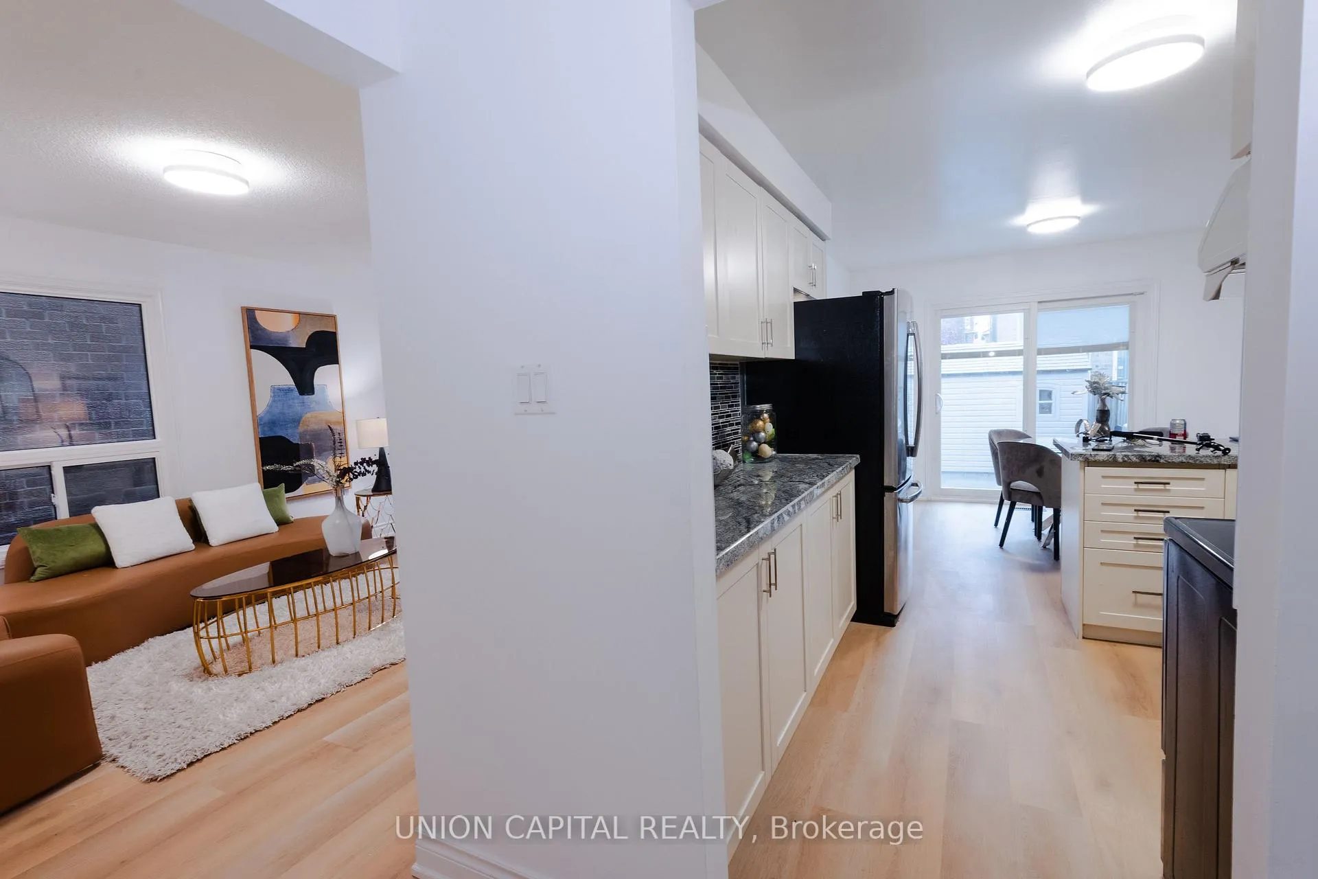Photo 10 of 29 Thurman Road, Vaughan, Lakeview Estates — HOMEH