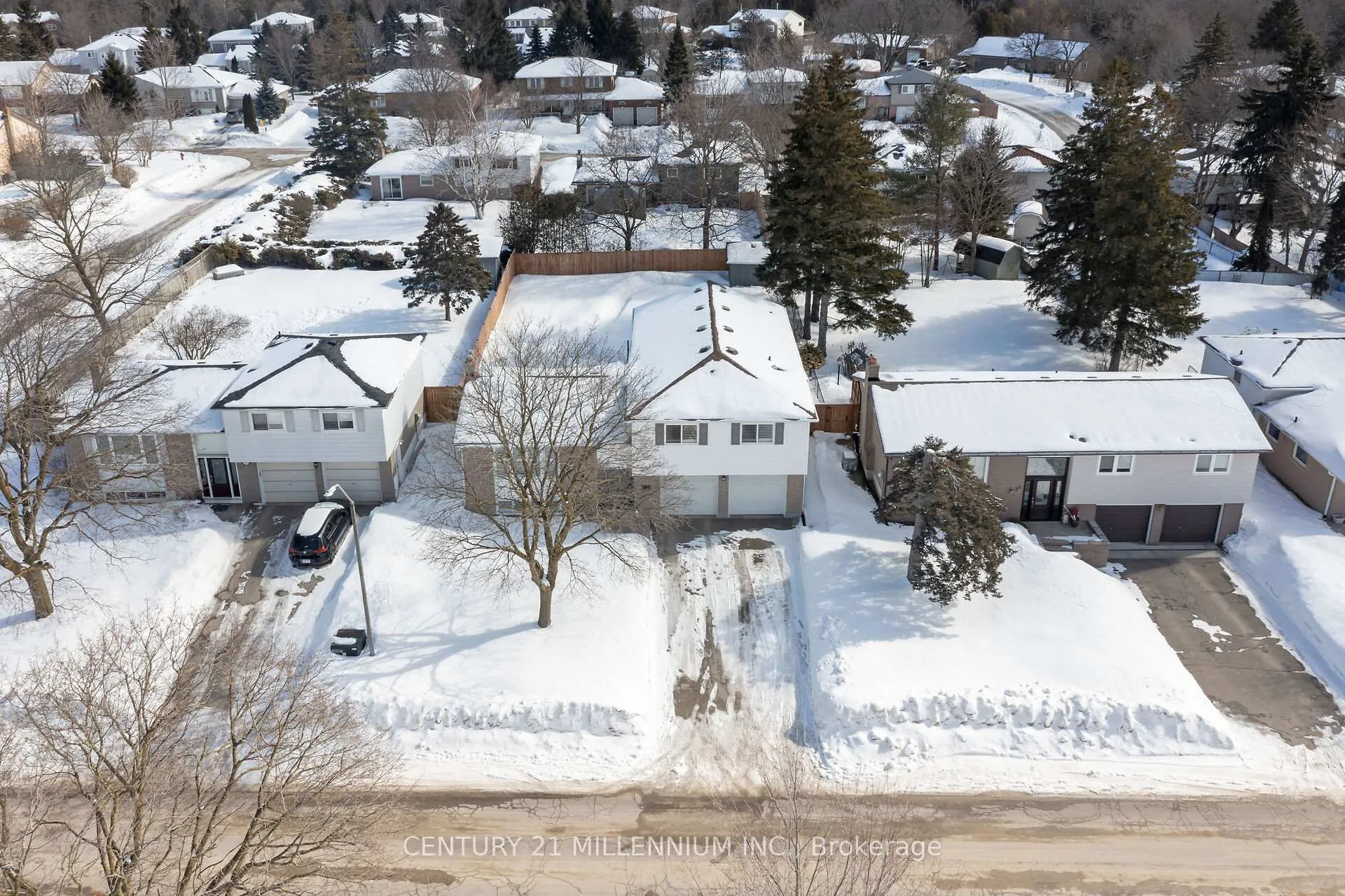 Photo 7 of 37 Erindale Drive, Erin — HOMEH