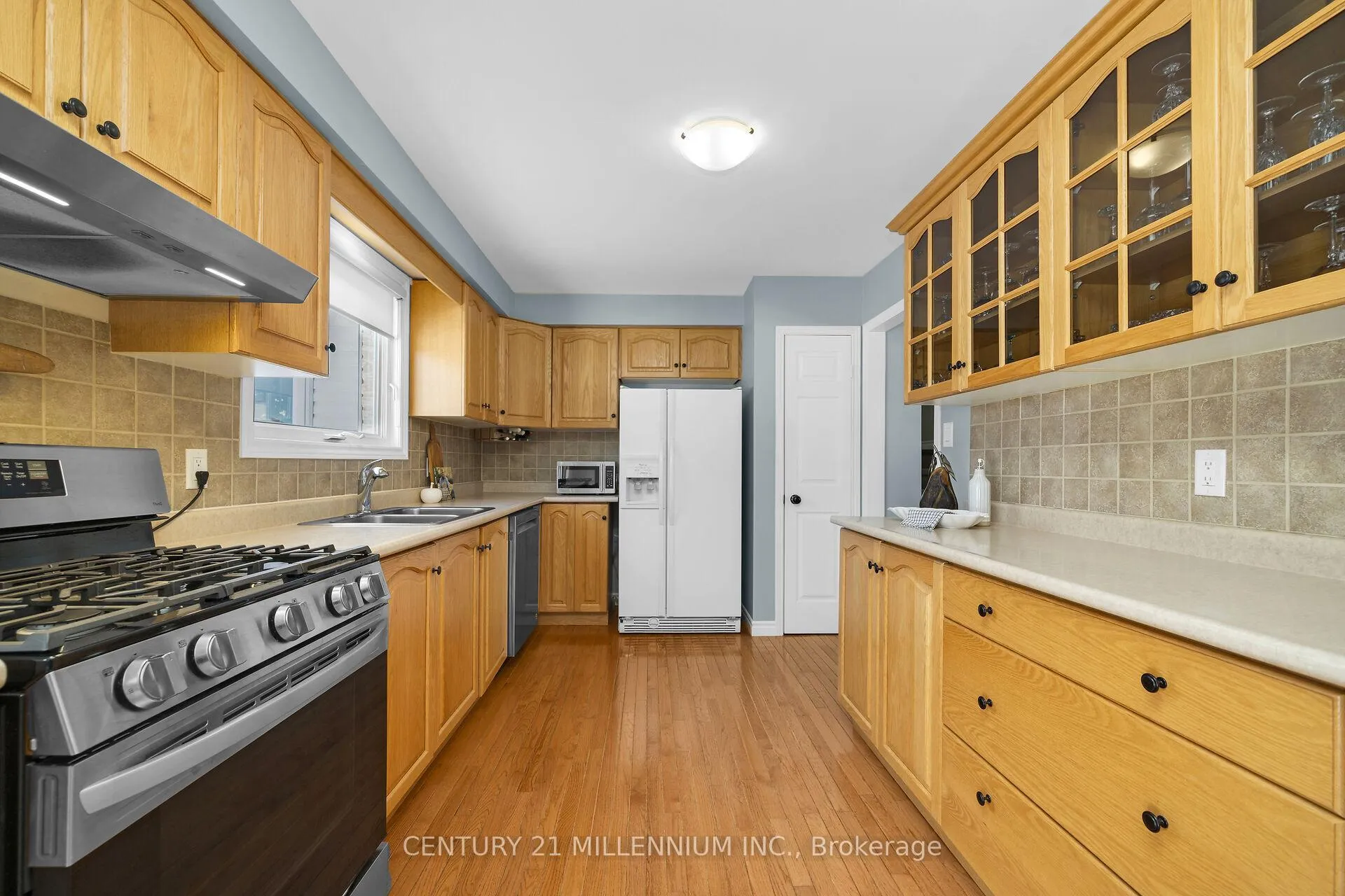 Photo 17 of 37 Erindale Drive, Erin — HOMEH
