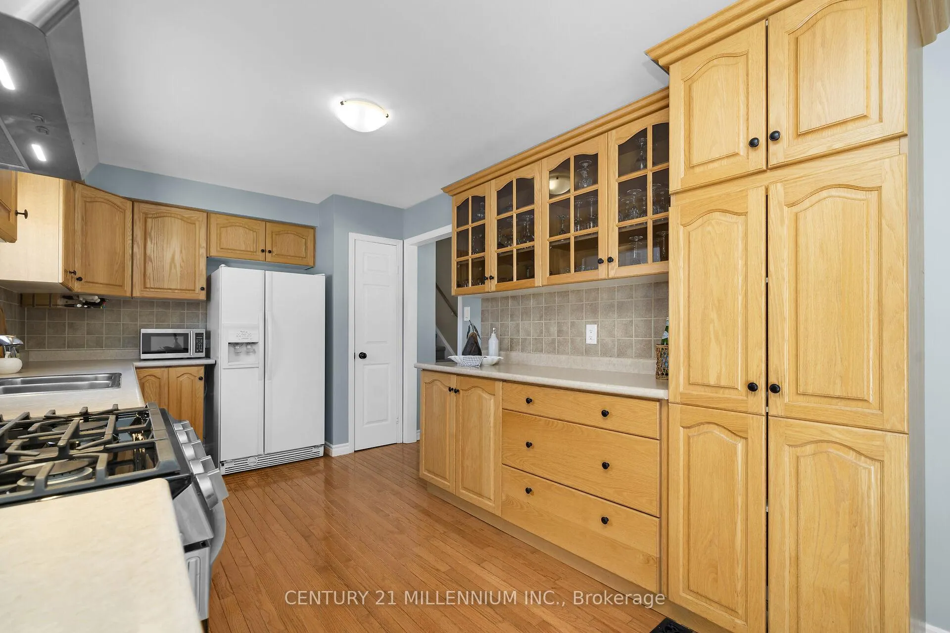 Photo 18 of 37 Erindale Drive, Erin — HOMEH