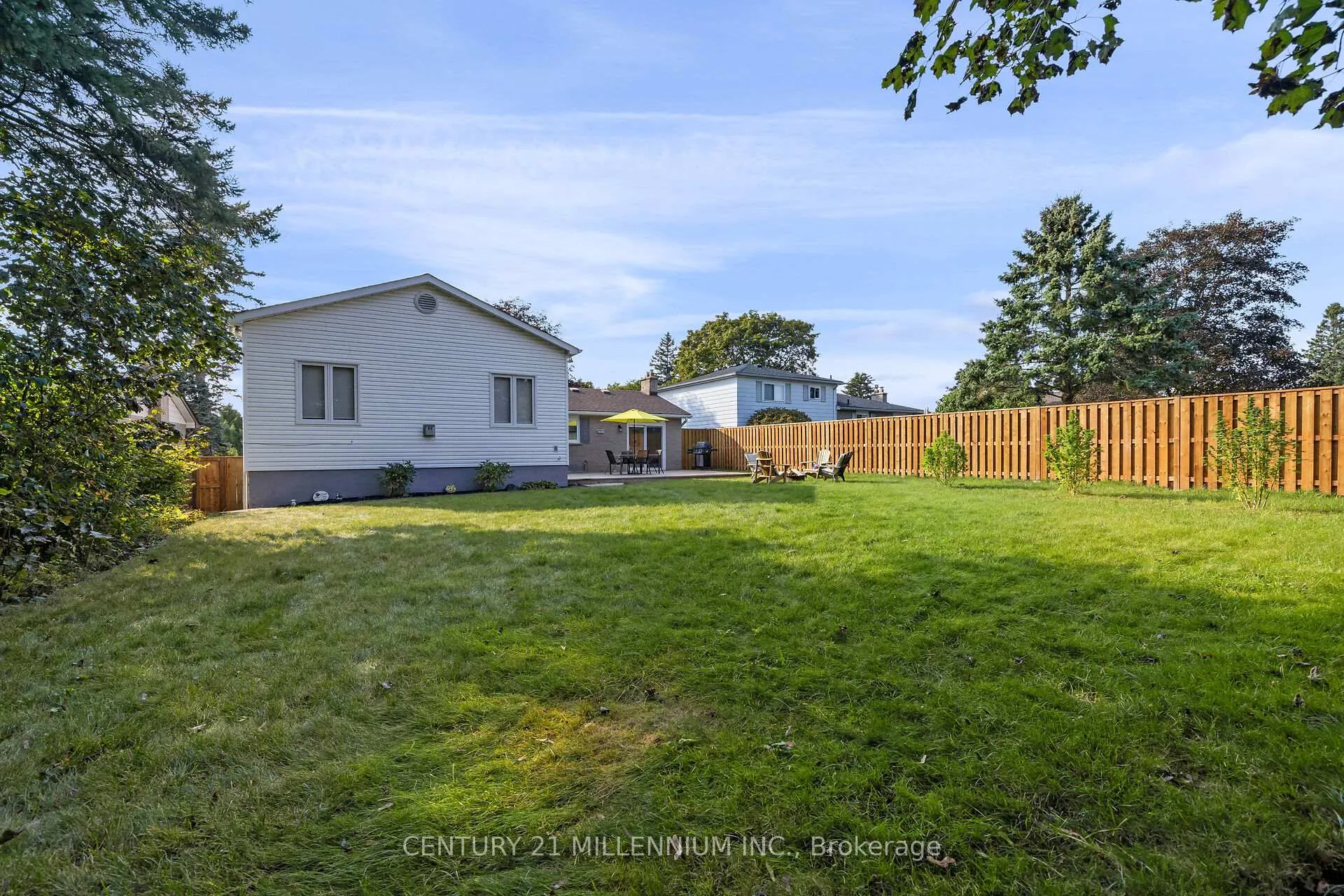 Photo 42 of 37 Erindale Drive, Erin — HOMEH