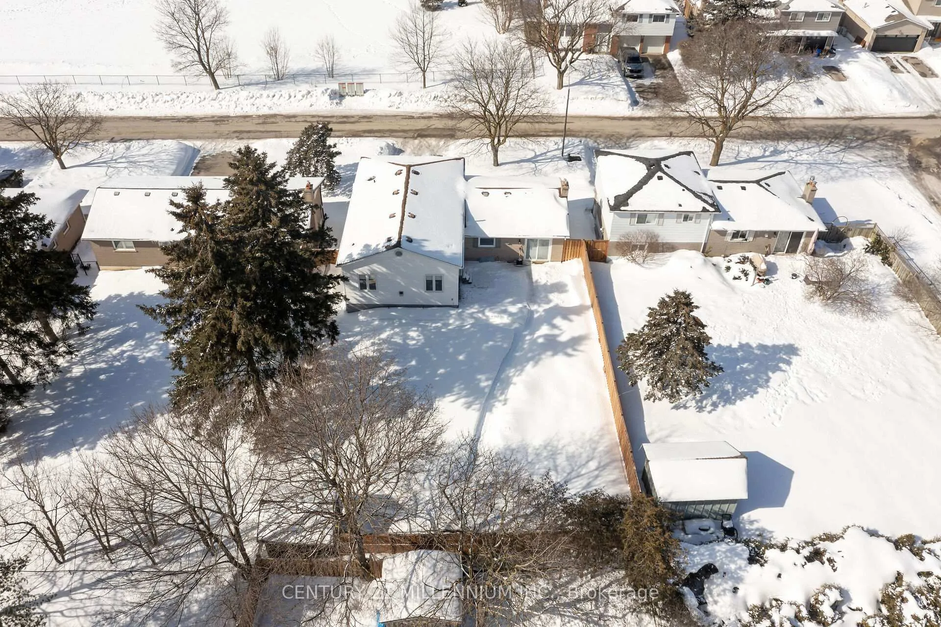 Photo 45 of 37 Erindale Drive, Erin — HOMEH