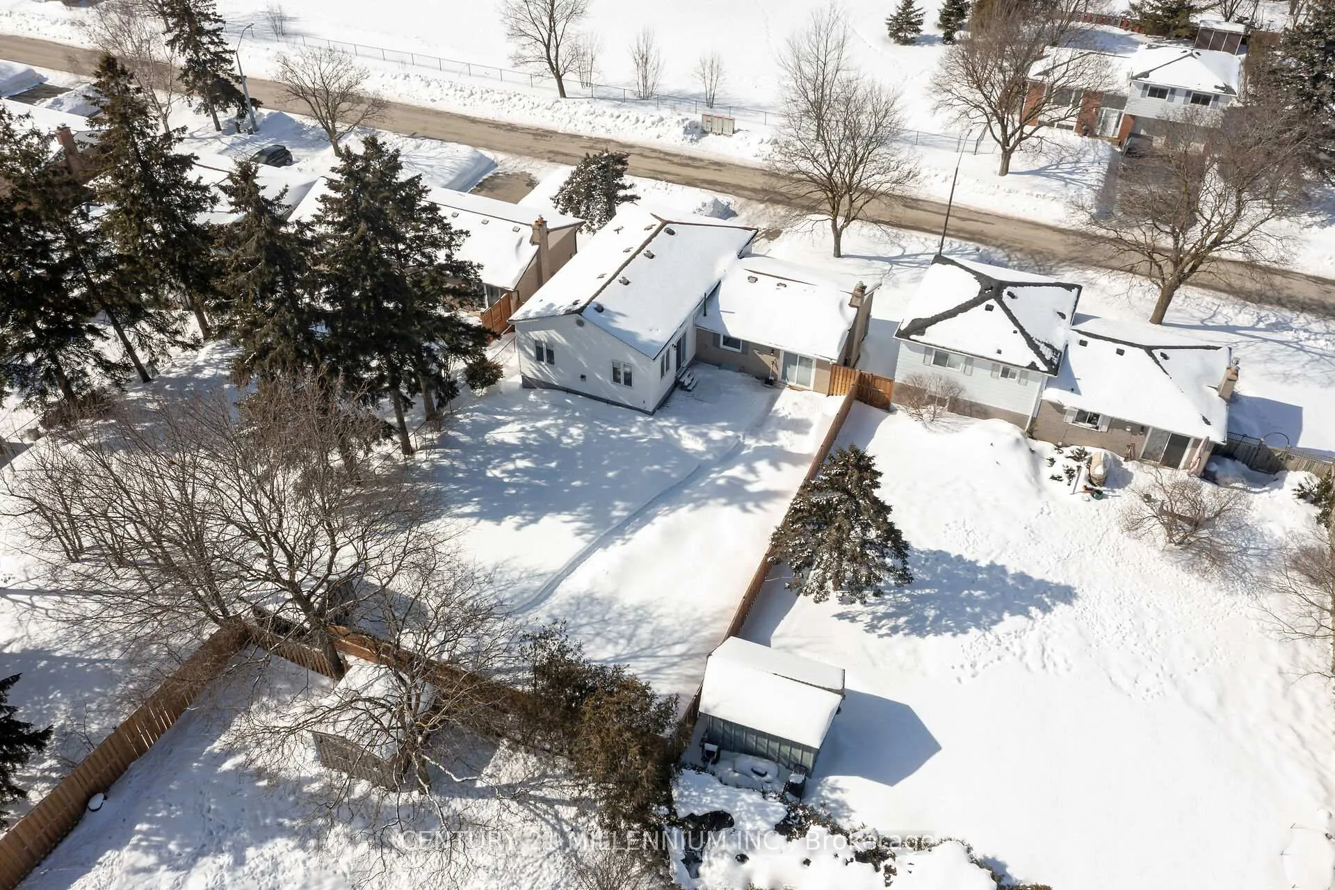 Photo 47 of 37 Erindale Drive, Erin — HOMEH