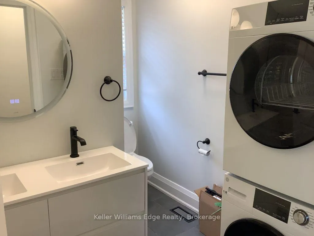 Photo 7 of 229 West 18th Street, Hamilton, Buchanan — HOMEH