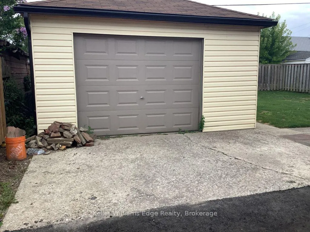 Photo 25 of 229 West 18th Street, Hamilton, Buchanan — HOMEH