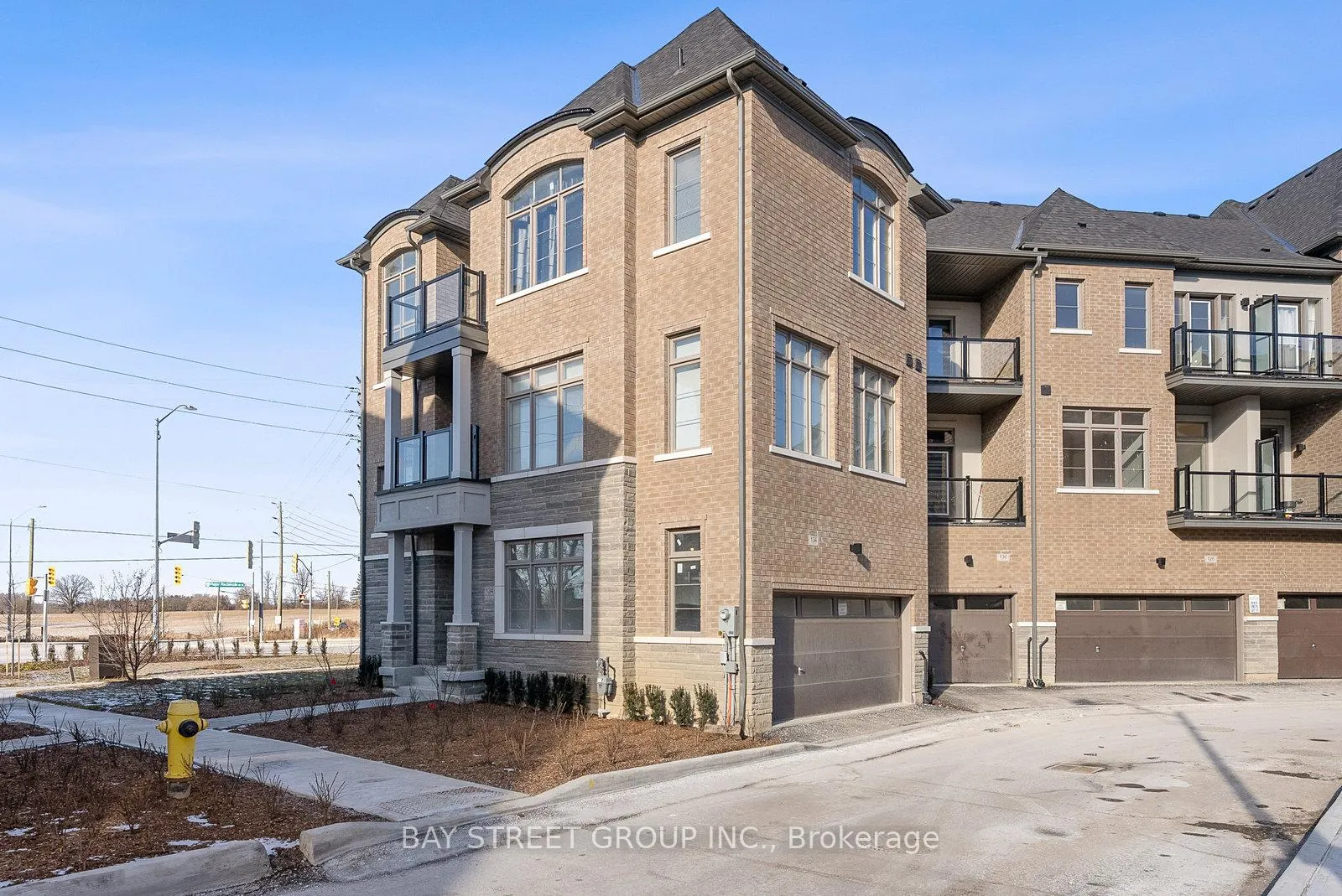 Photo 1 of 134 De La Roche Drive, Vaughan, Vellore Village — HOMEH