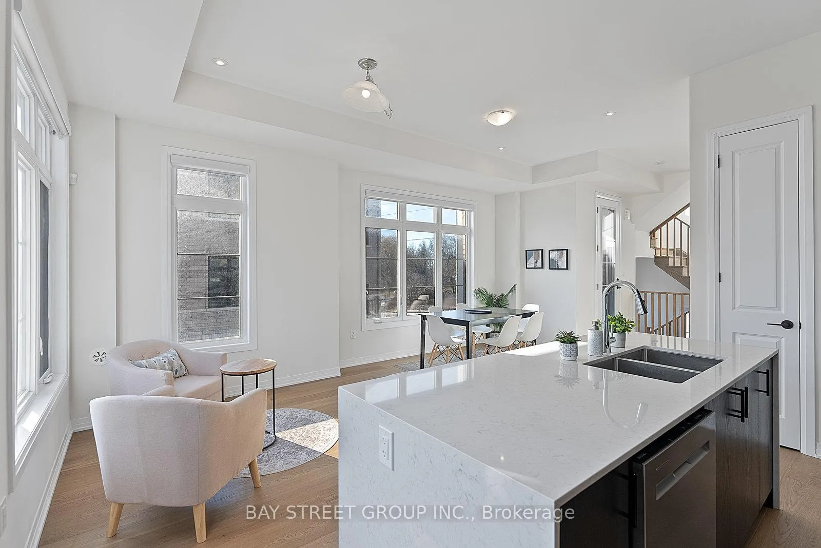 Photo 22 of 134 De La Roche Drive, Vaughan, Vellore Village — HOMEH