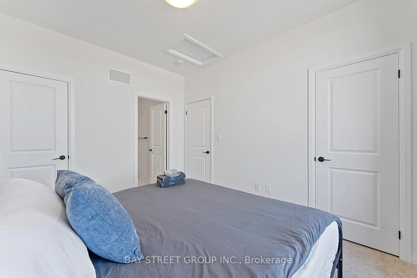 Photo 29 of 134 De La Roche Drive, Vaughan, Vellore Village — HOMEH