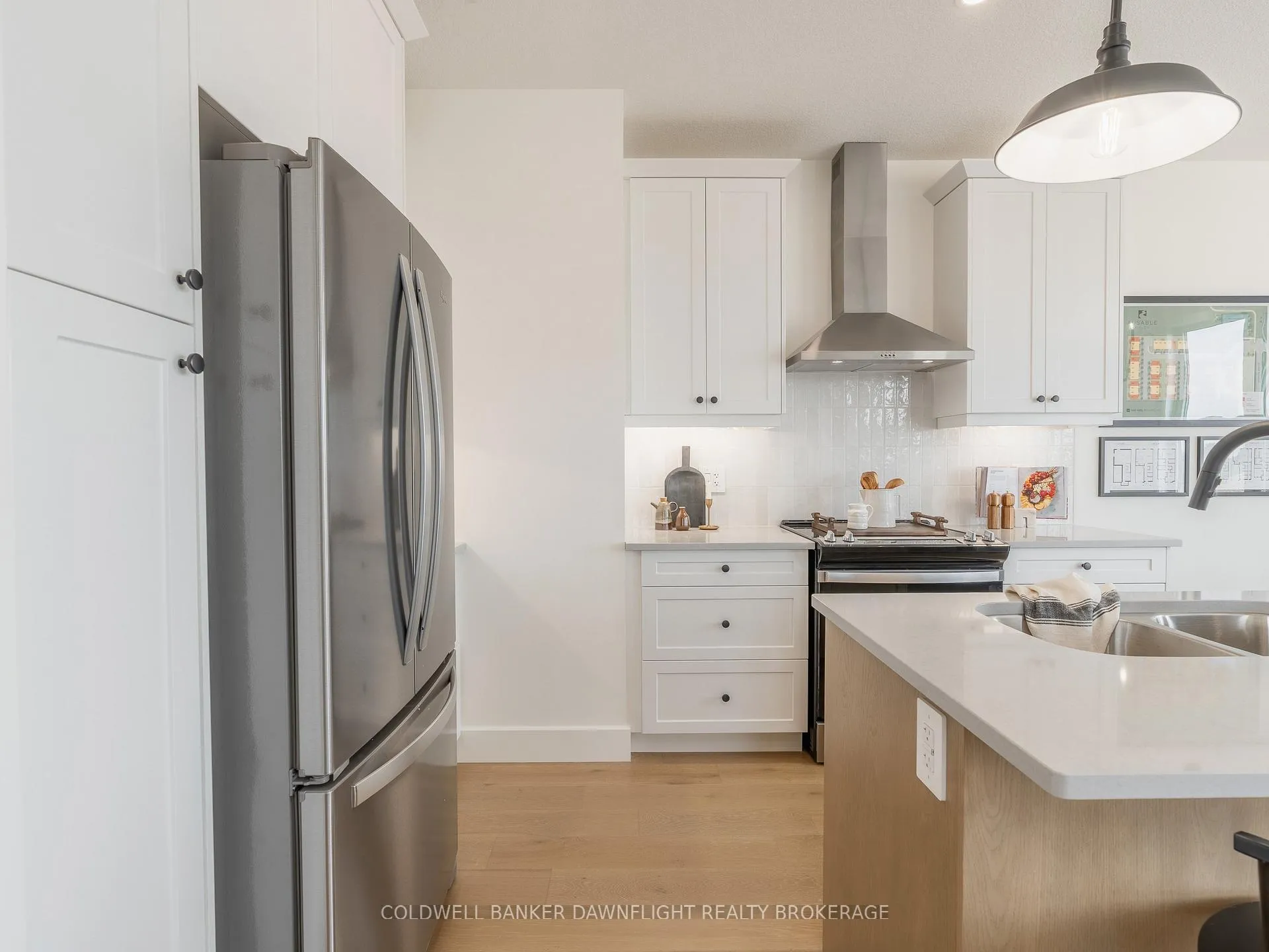 Photo 10 of Unit 18, 147 Scotts Drive, Lucan Biddulph, Lucan — HOMEH