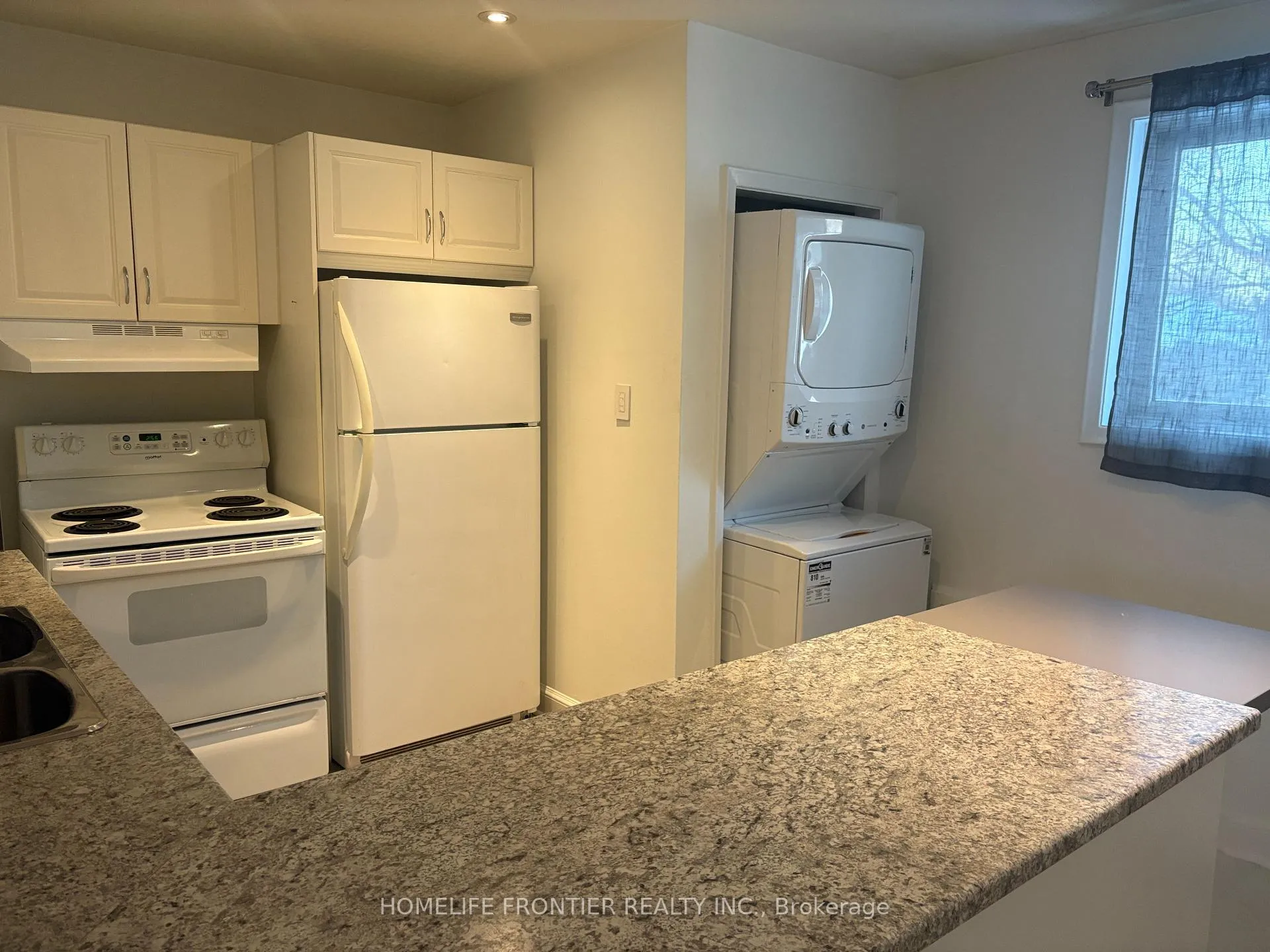 Photo 3 of 20 Johnson Road, Aurora, Aurora Highlands — HOMEH