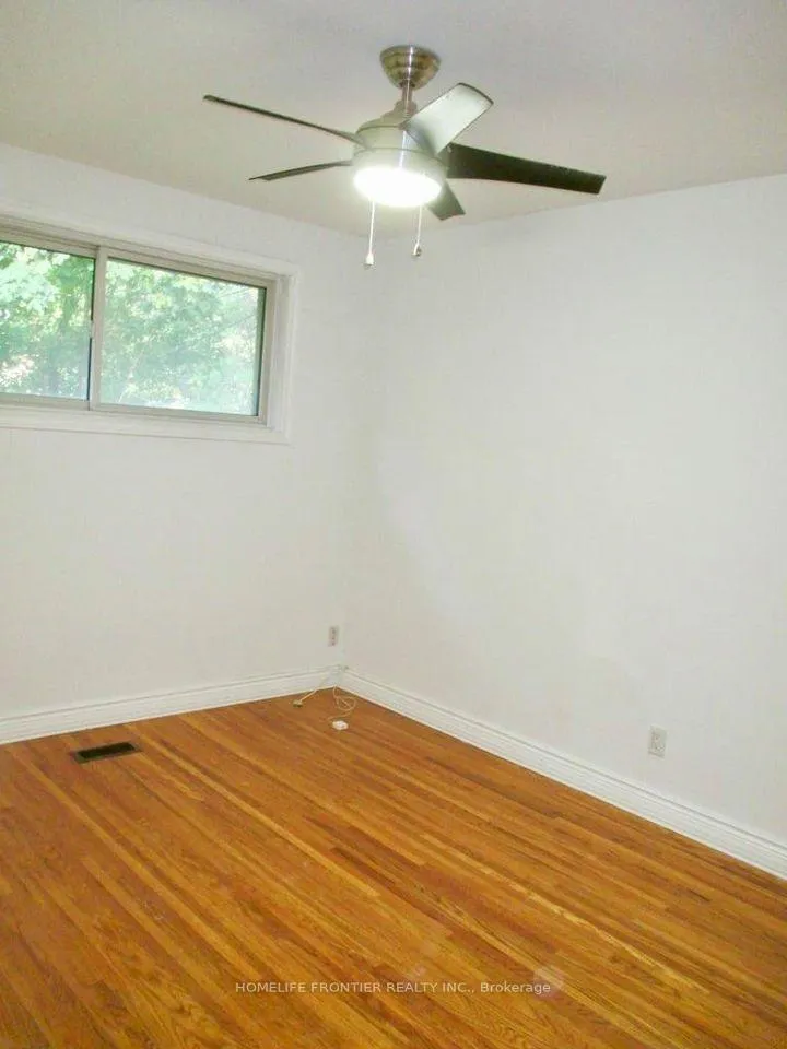 Photo 8 of 20 Johnson Road, Aurora, Aurora Highlands — HOMEH