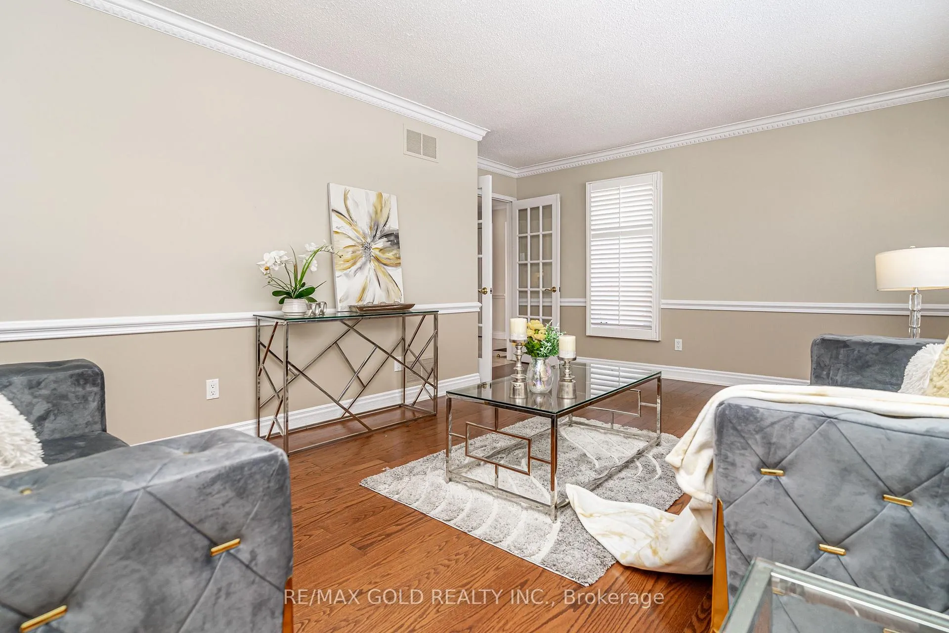 Photo 9 of 7 Oldham Crescent, Brampton, Snelgrove — HOMEH