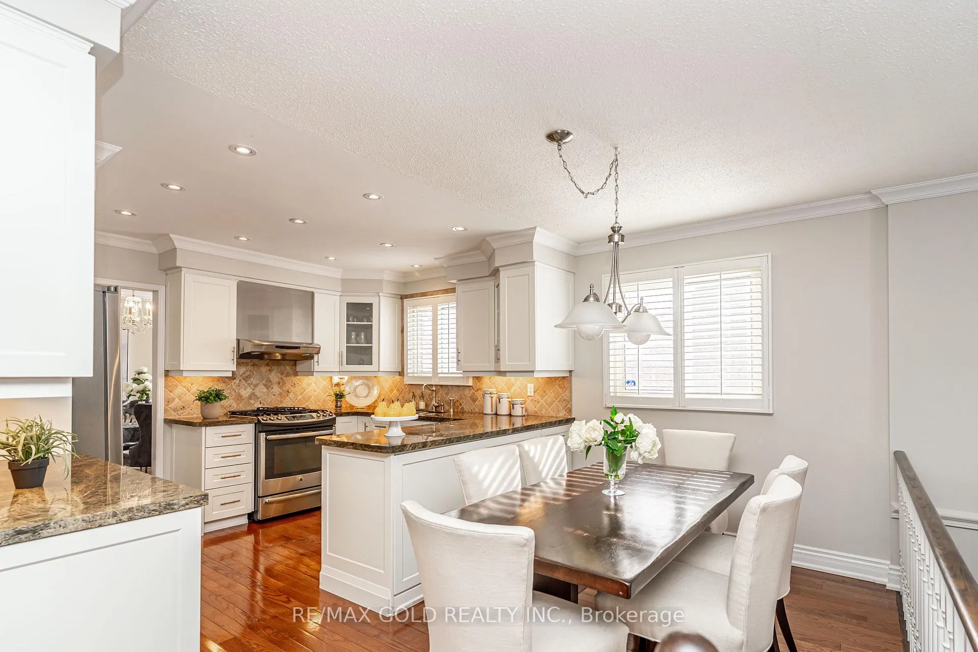 Photo 14 of 7 Oldham Crescent, Brampton, Snelgrove — HOMEH