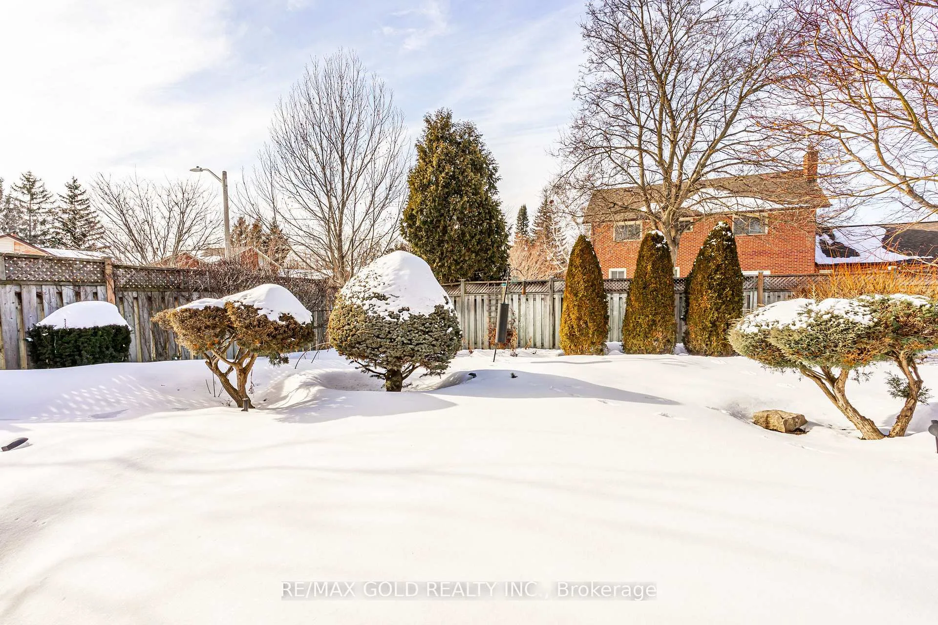 Photo 18 of 7 Oldham Crescent, Brampton, Snelgrove — HOMEH