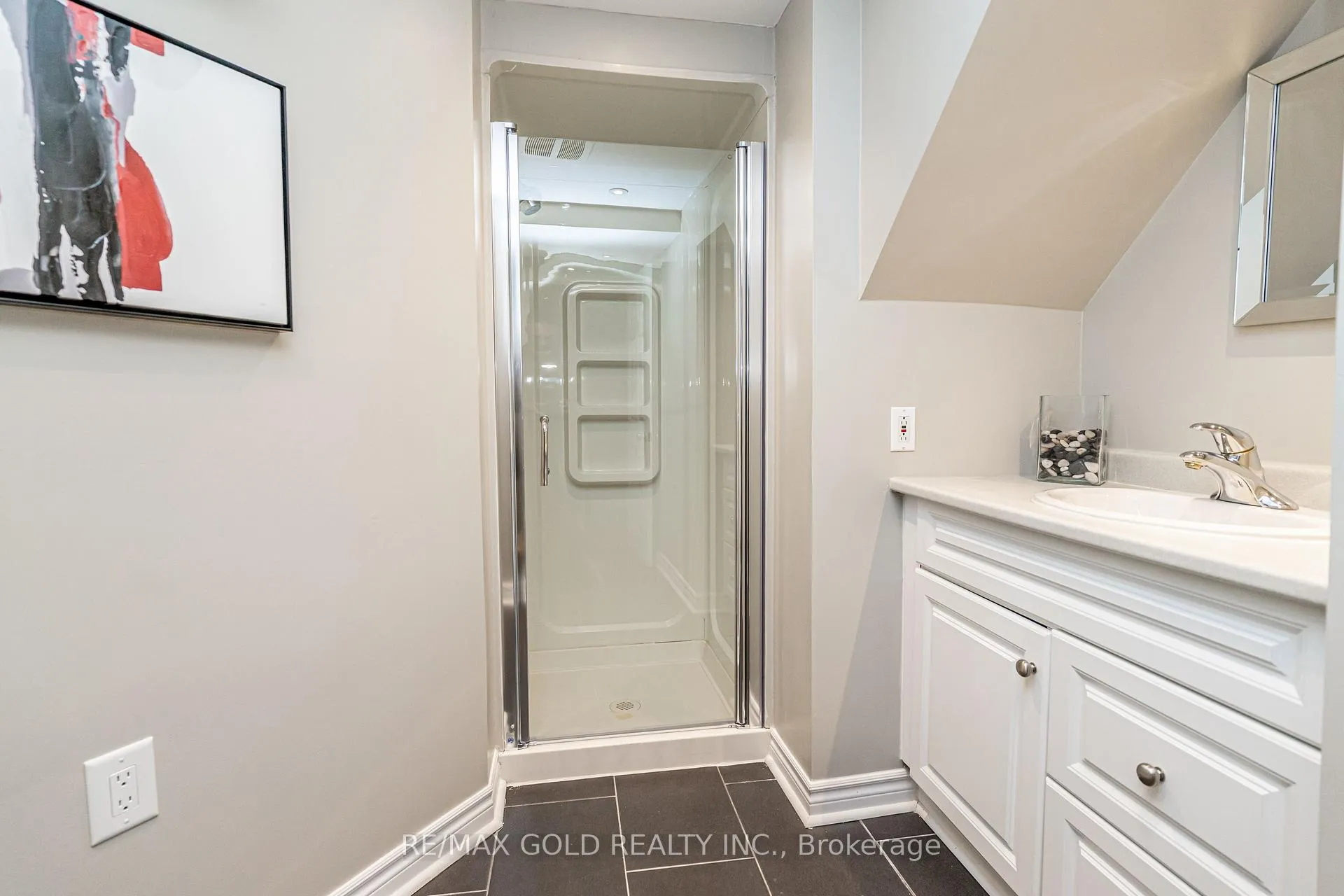 Photo 40 of 7 Oldham Crescent, Brampton, Snelgrove — HOMEH