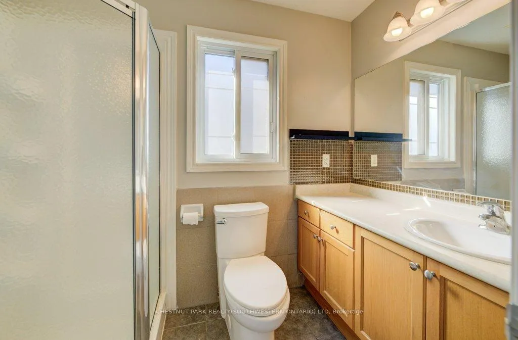 Photo 25 of 404 Tealby Crescent, Waterloo, Colonial Acres — HOMEH
