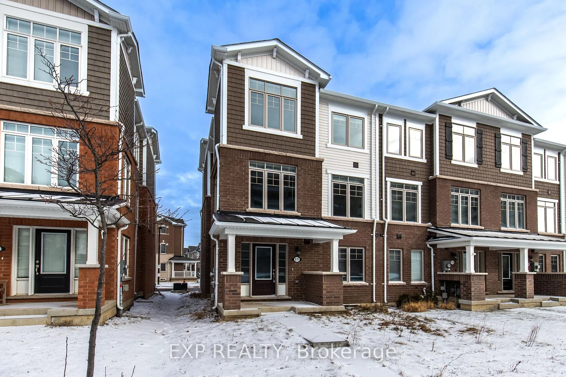 Photo 1 of 11 Canoe Lane, Hamilton, Vincent — HOMEH