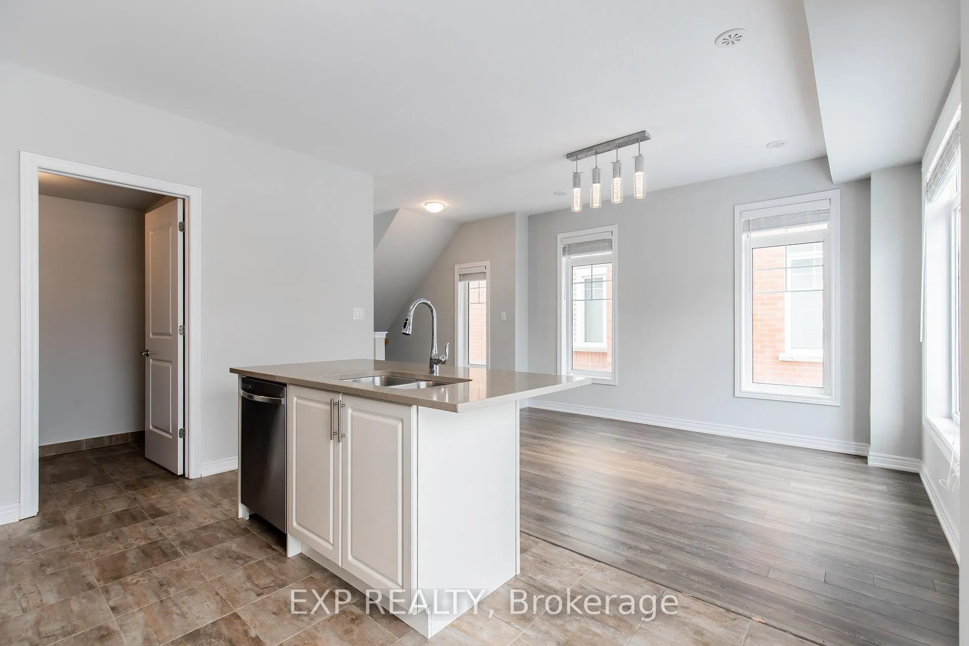 Photo 17 of 11 Canoe Lane, Hamilton, Vincent — HOMEH