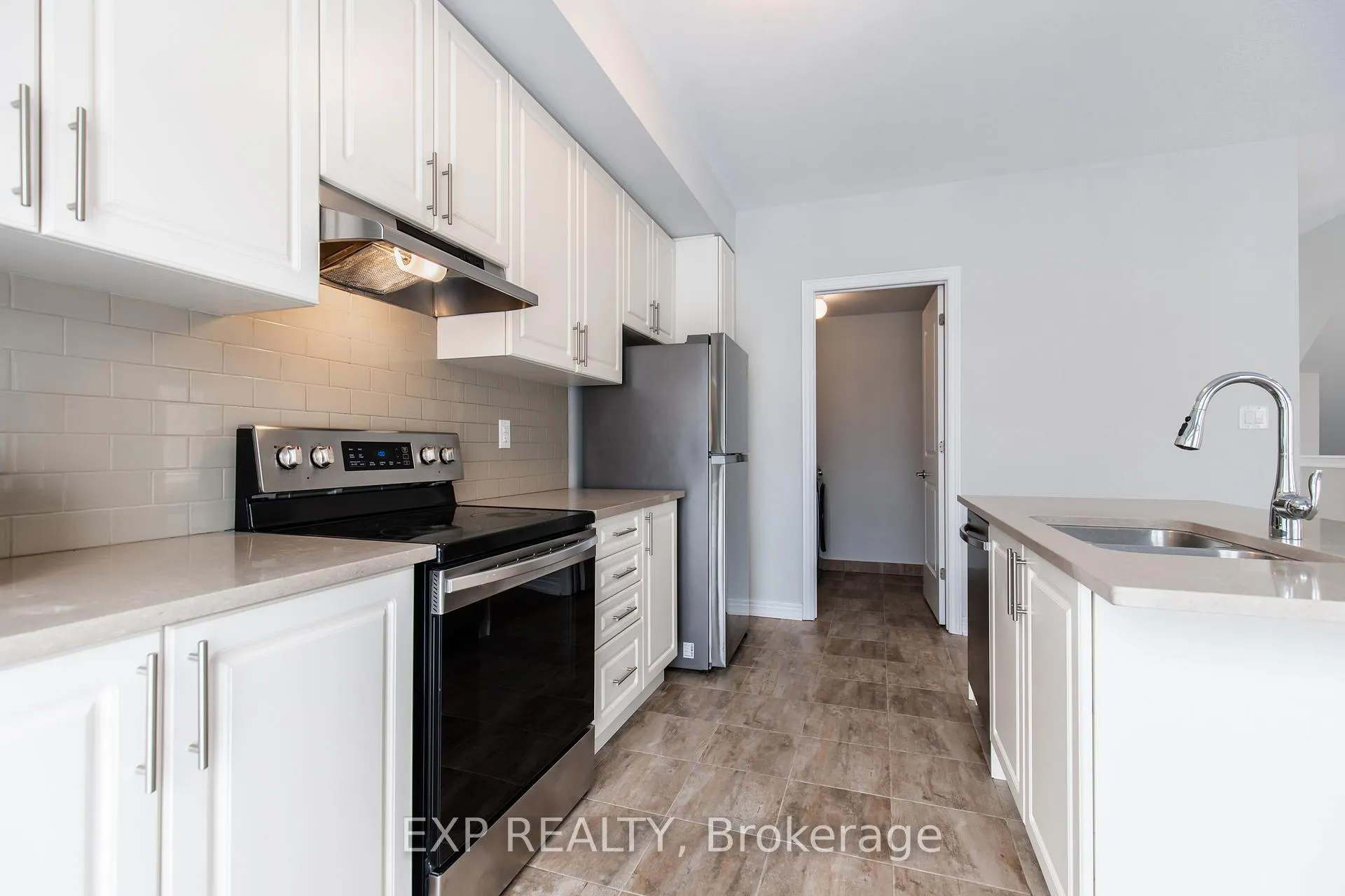 Photo 18 of 11 Canoe Lane, Hamilton, Vincent — HOMEH