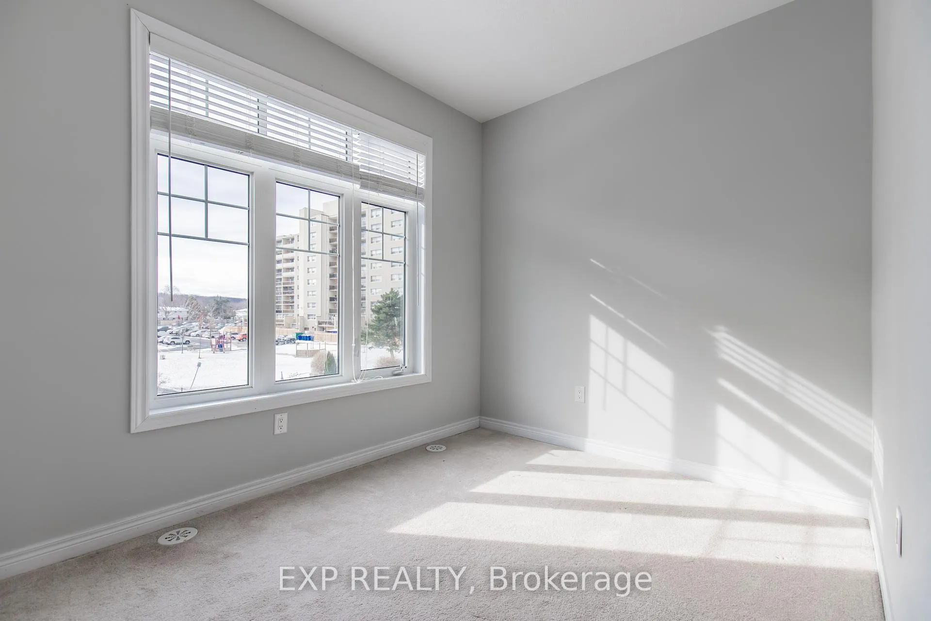 Photo 41 of 11 Canoe Lane, Hamilton, Vincent — HOMEH