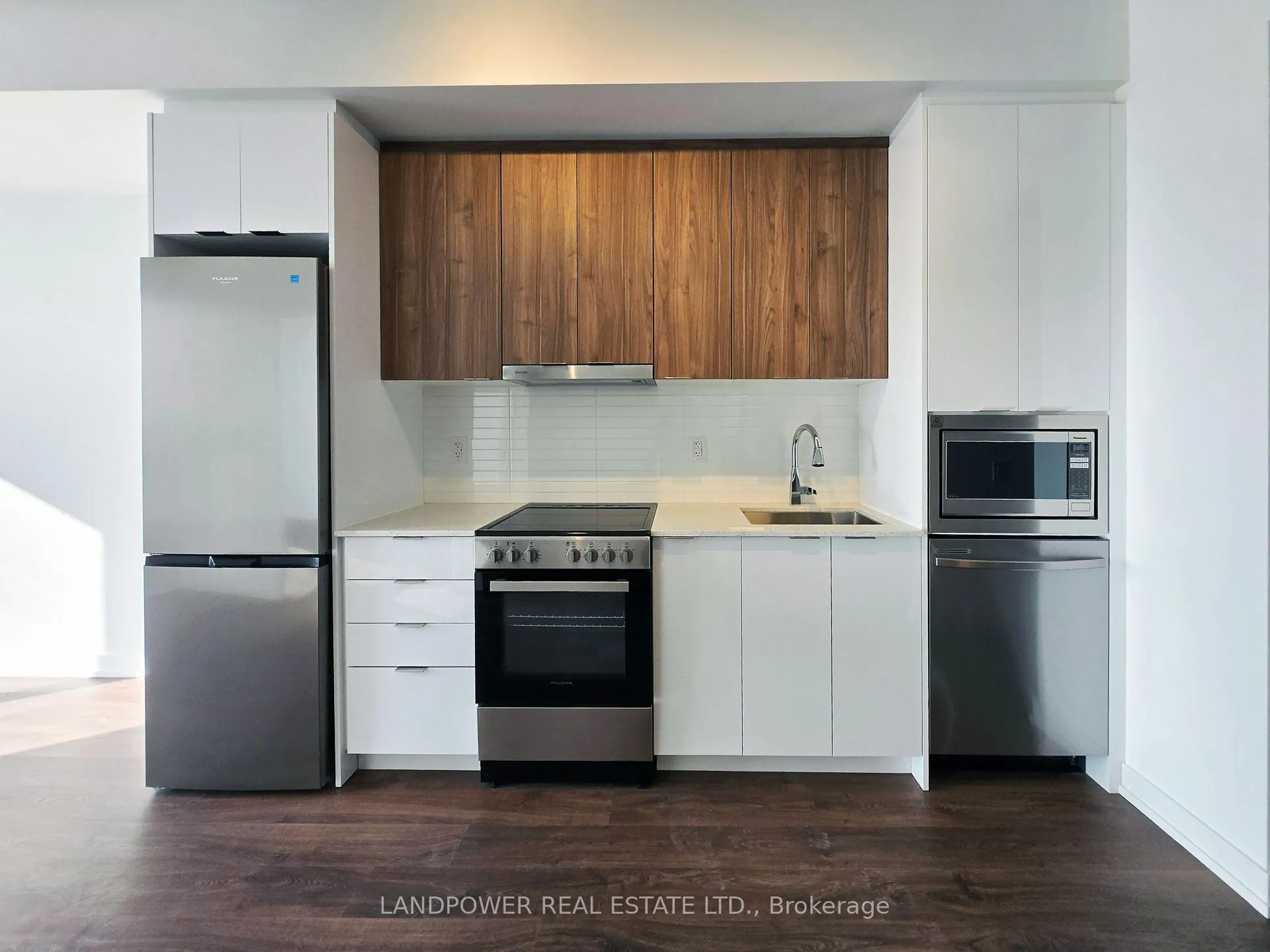 Photo 2 of Unit 1607, 9763 Markham Road, Markham, Greensborough — HOMEH