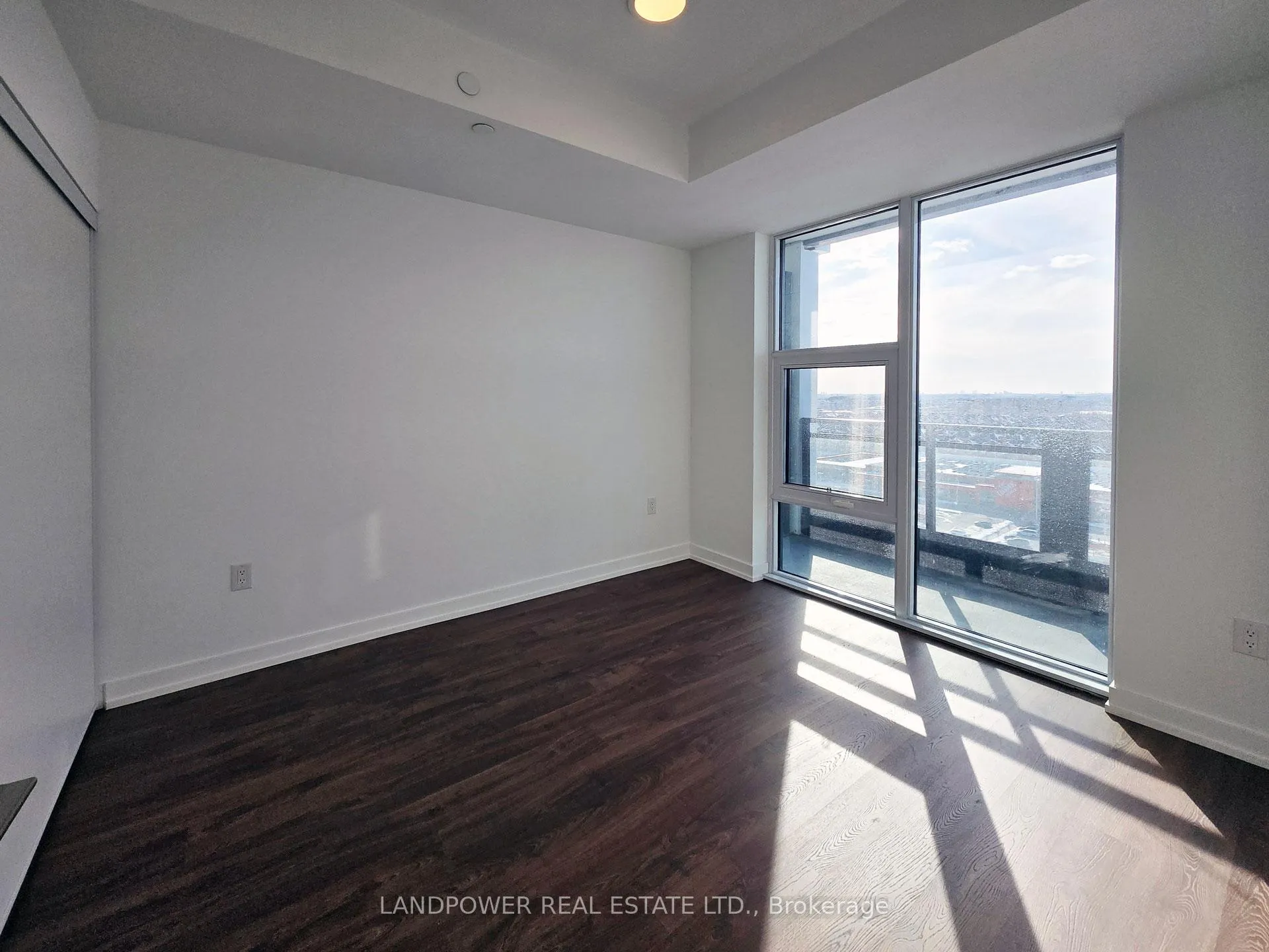 Photo 7 of Unit 1607, 9763 Markham Road, Markham, Greensborough — HOMEH